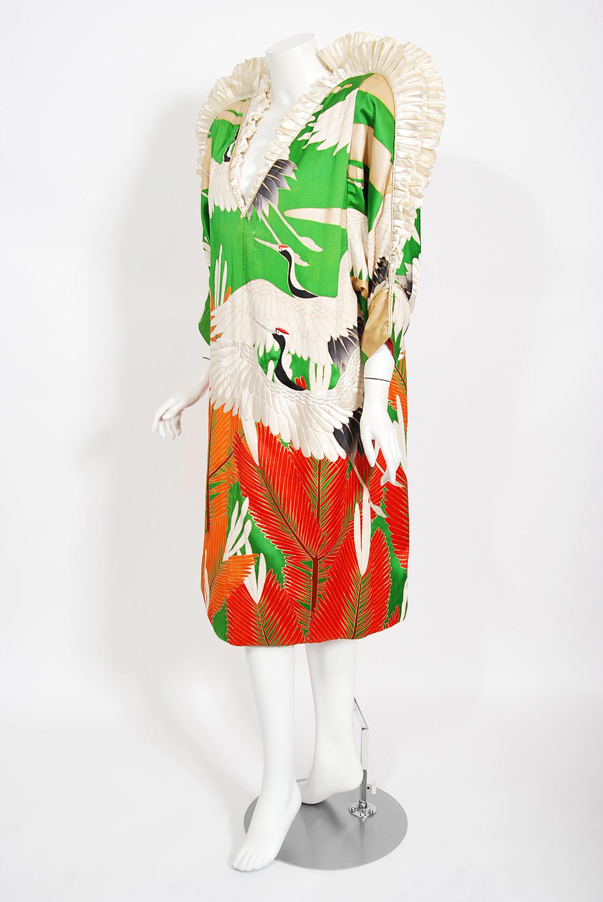 Vintage 1980's Crane Bird Novelty Embroidered Silk Winged Kimono Couture Dress  In Good Condition In Beverly Hills, CA