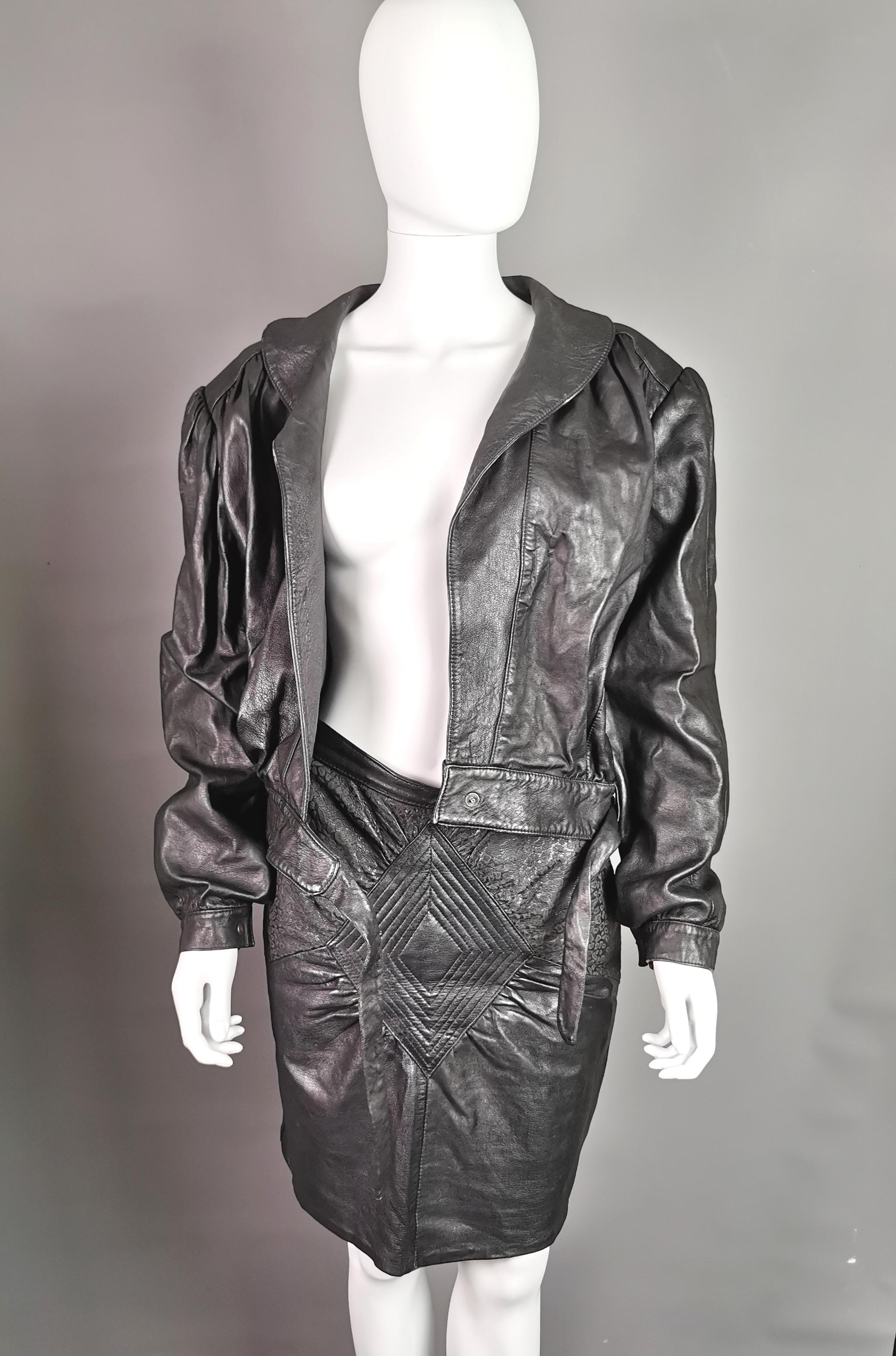 Vintage 1980s cropped Leather jacket, tie front  For Sale 11