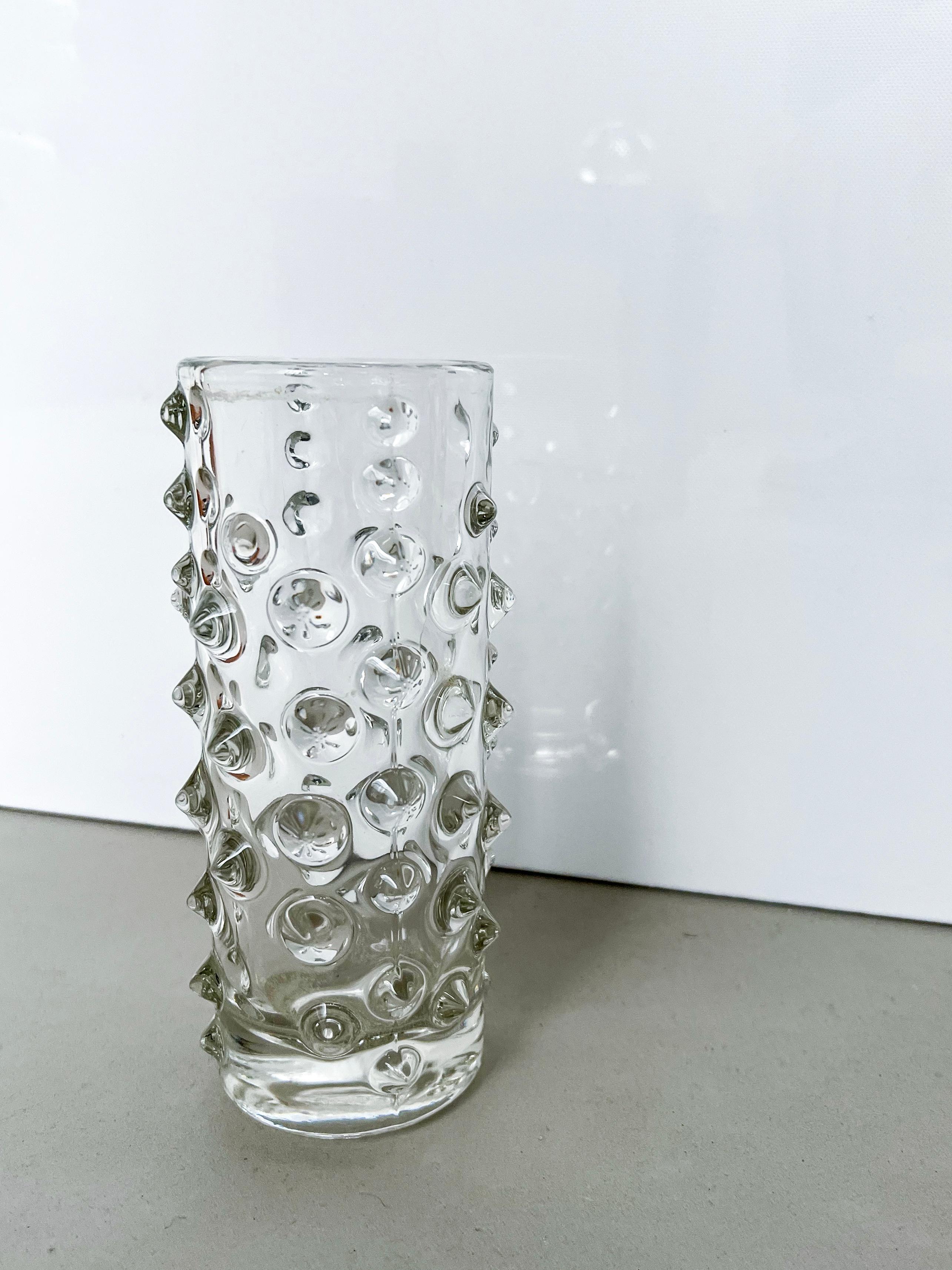 Clear decorative Vase with spikes In Good Condition In Milano, IT