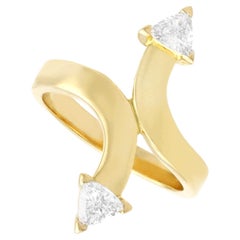 Vintage 1980s Diamond and Yellow Gold Twist Ring