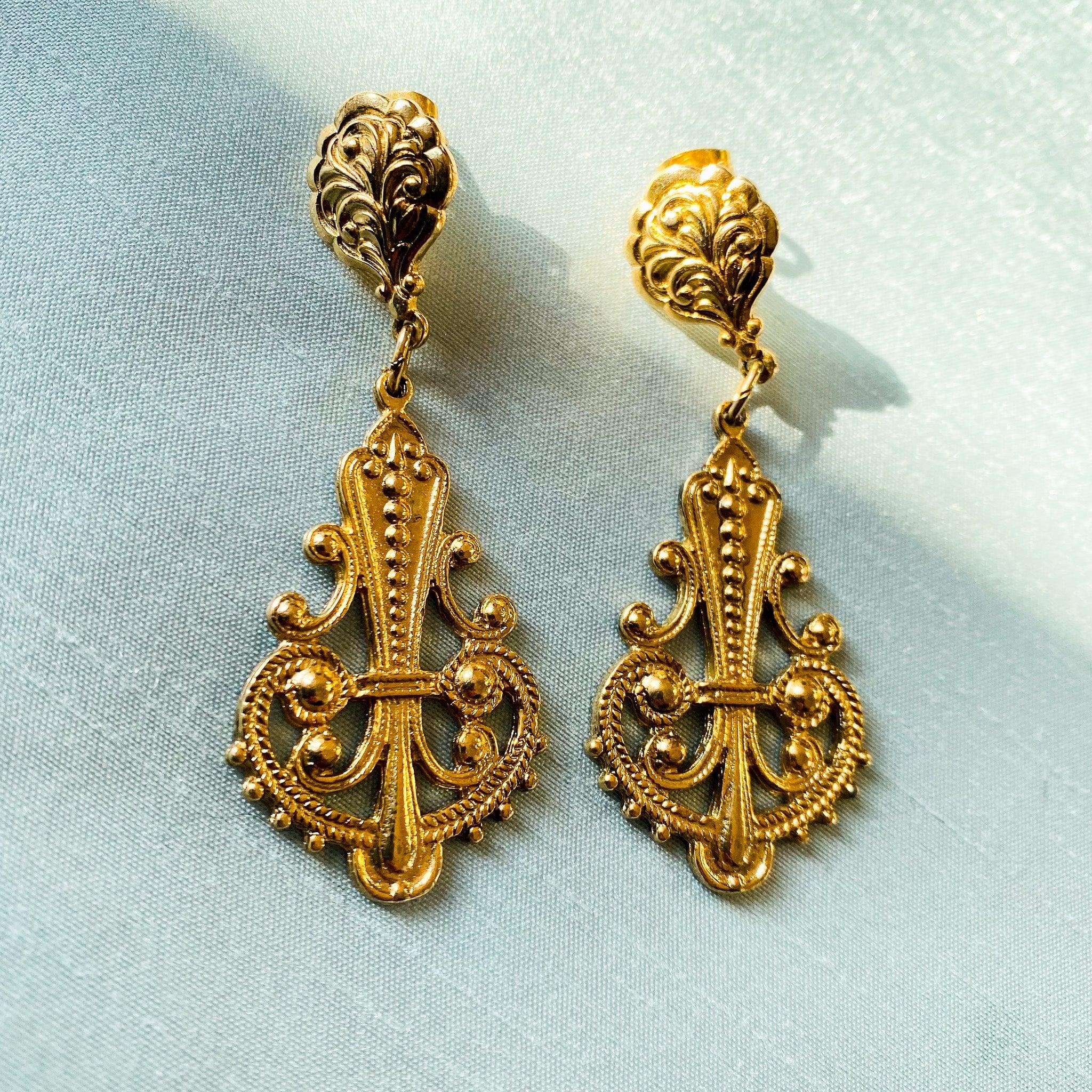Baroque Vintage 1980s Earrings for Pierced Ears - 18 Carat Gold Plated Vintage Deadstock For Sale