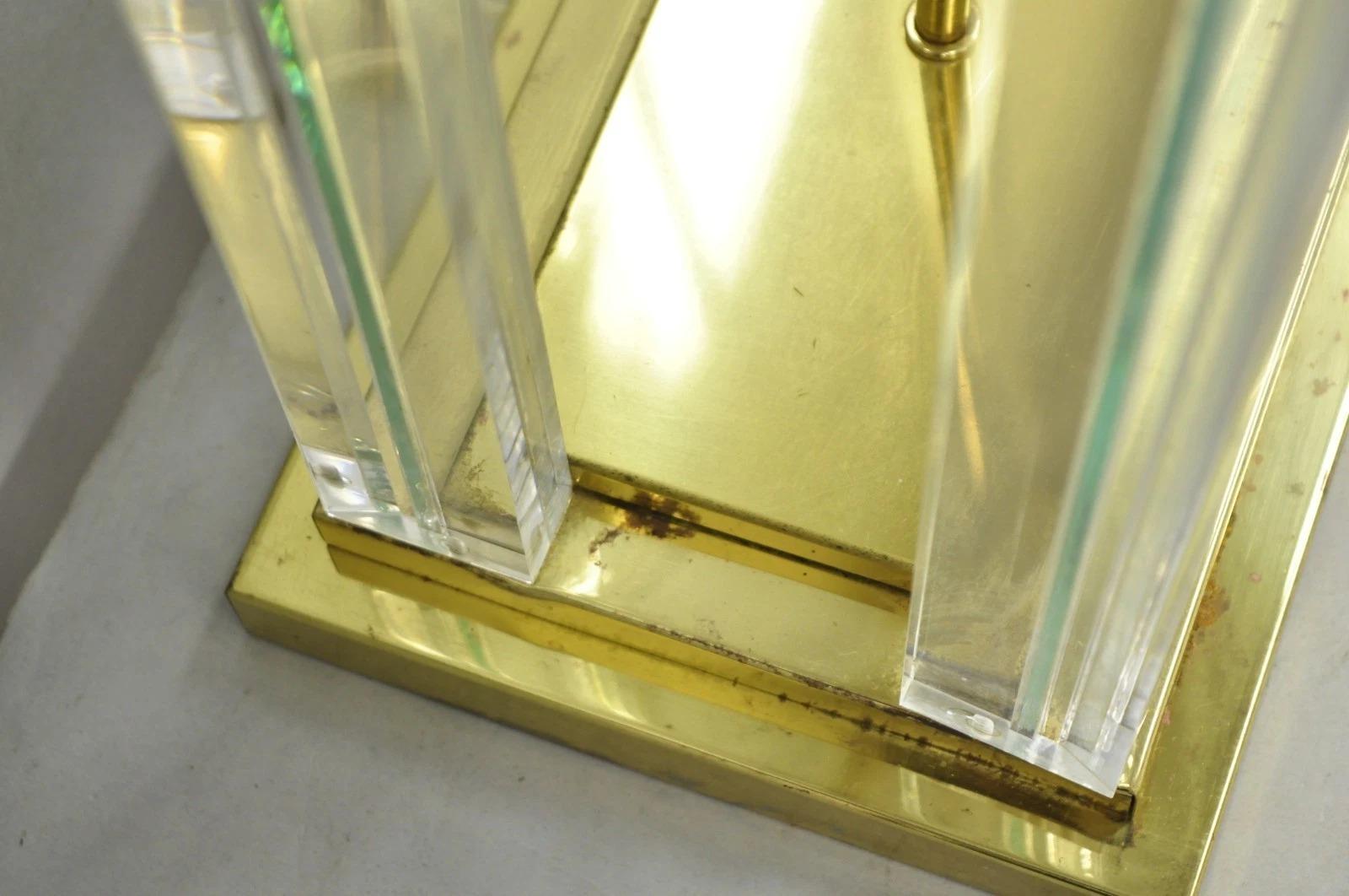 Vintage 1980s Fredrick Ramond Geätzte Lilie Design Lucite Glas & Messing Tischlampe im Angebot 5