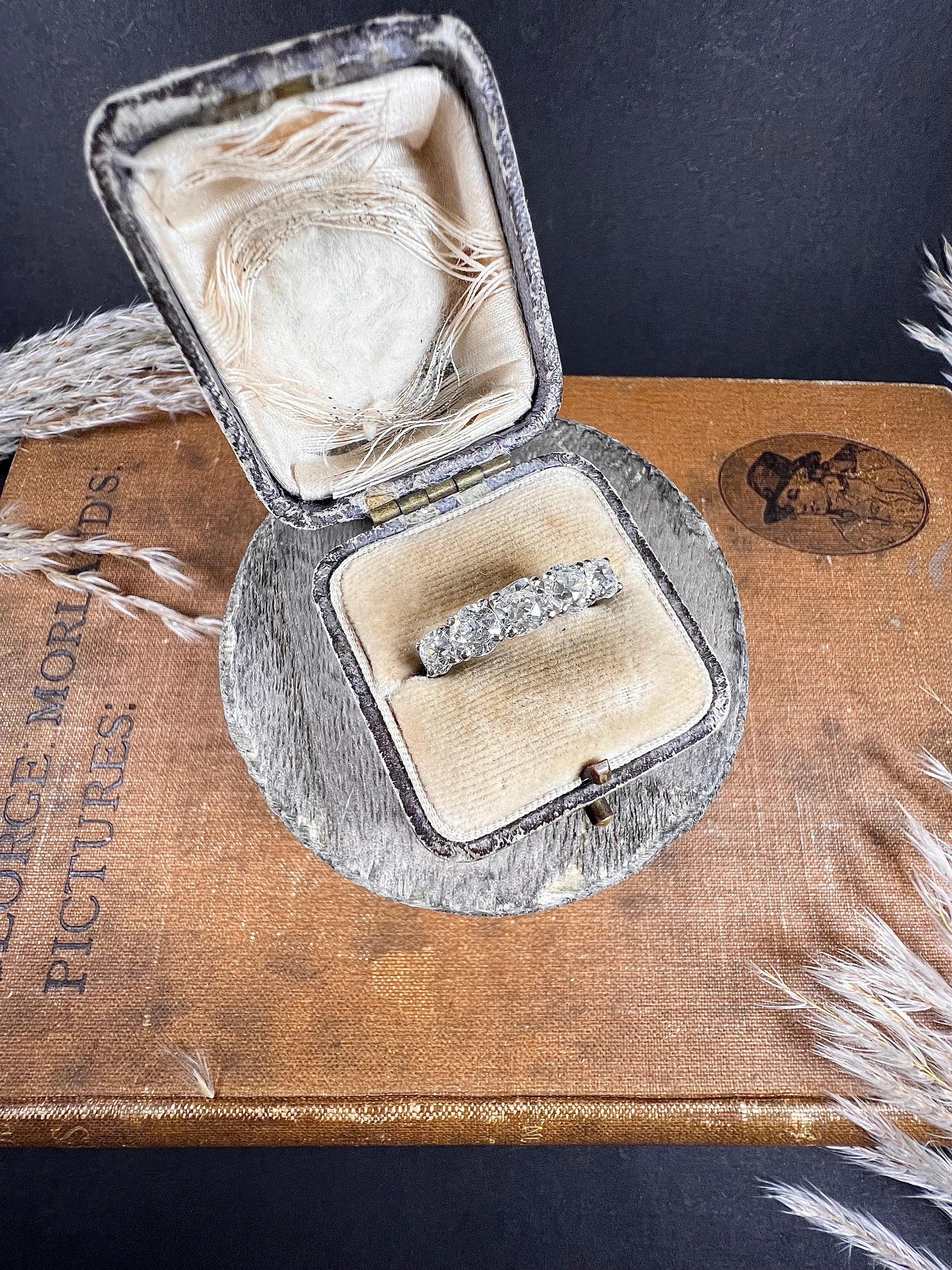 Vintage 1980s, French 18ct White Gold Stamped, 1.75ct Five Stone Diamond Ring For Sale 6