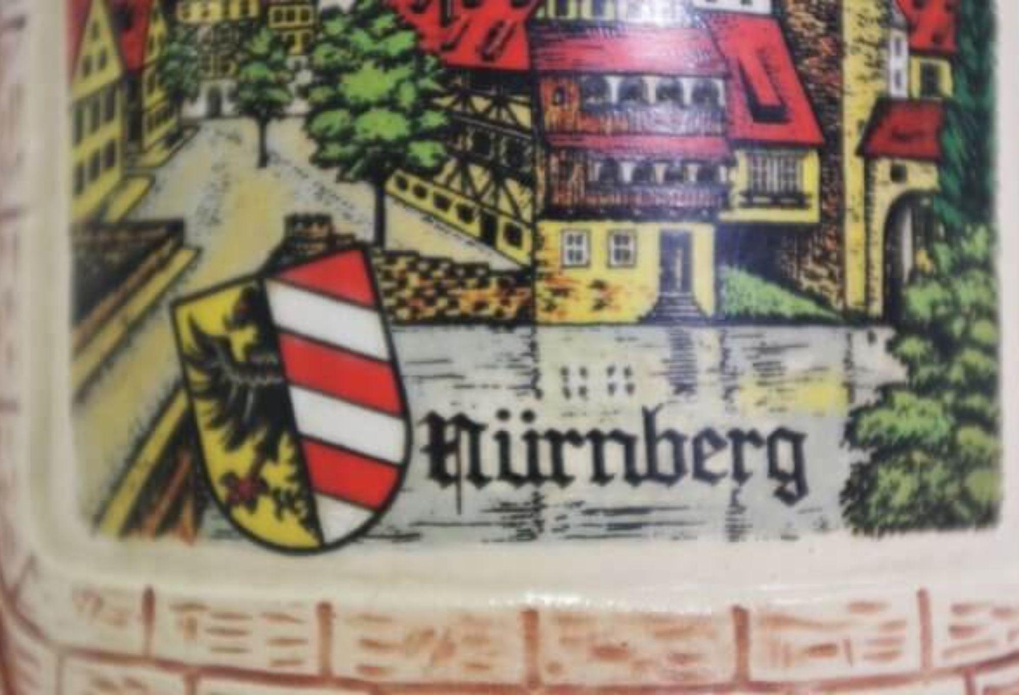 Vintage 1980s German Ceramic Beer Stein – Traditional Bavarian Design in vendita 10