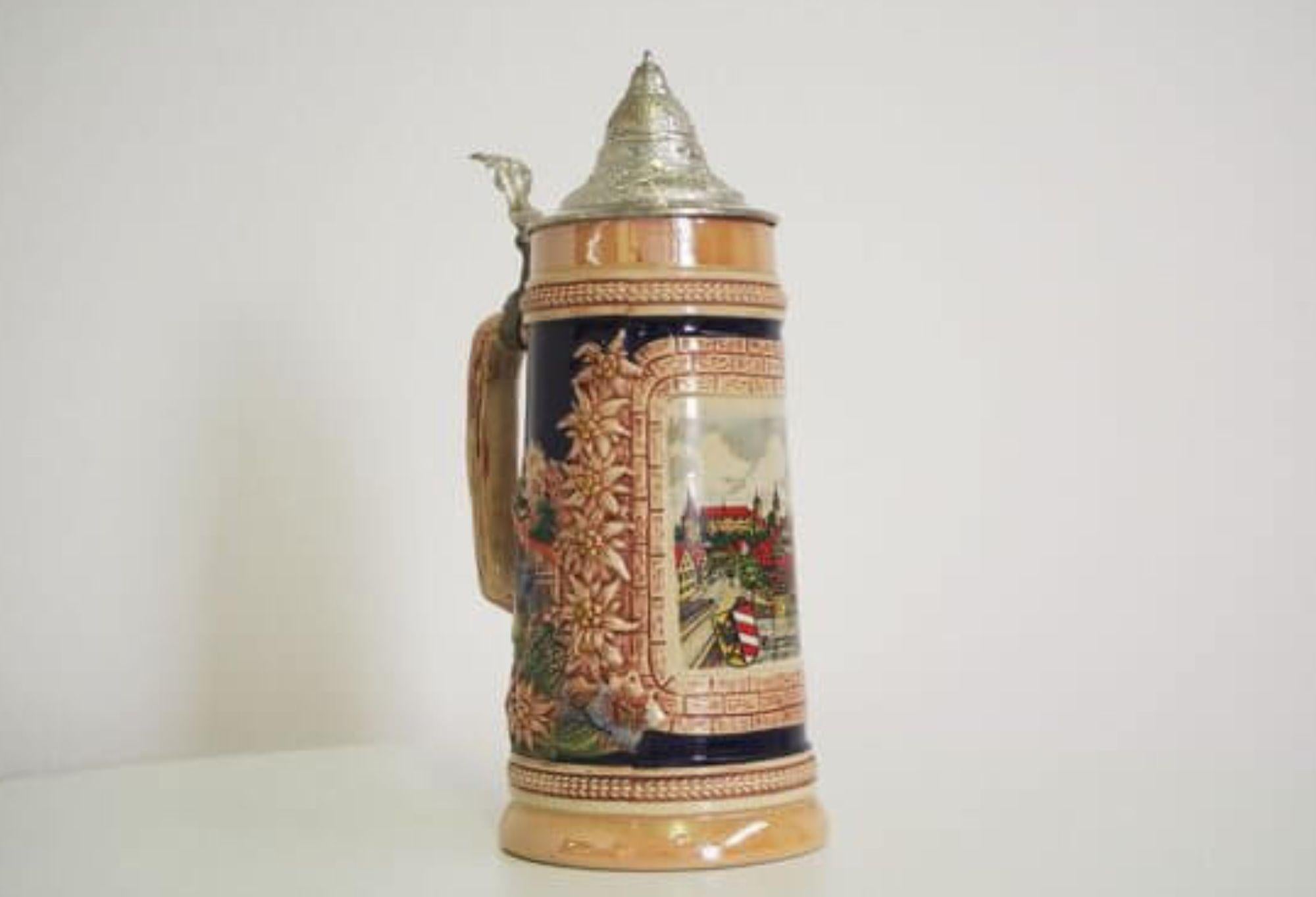Alluminio Vintage 1980s German Ceramic Beer Stein – Traditional Bavarian Design in vendita