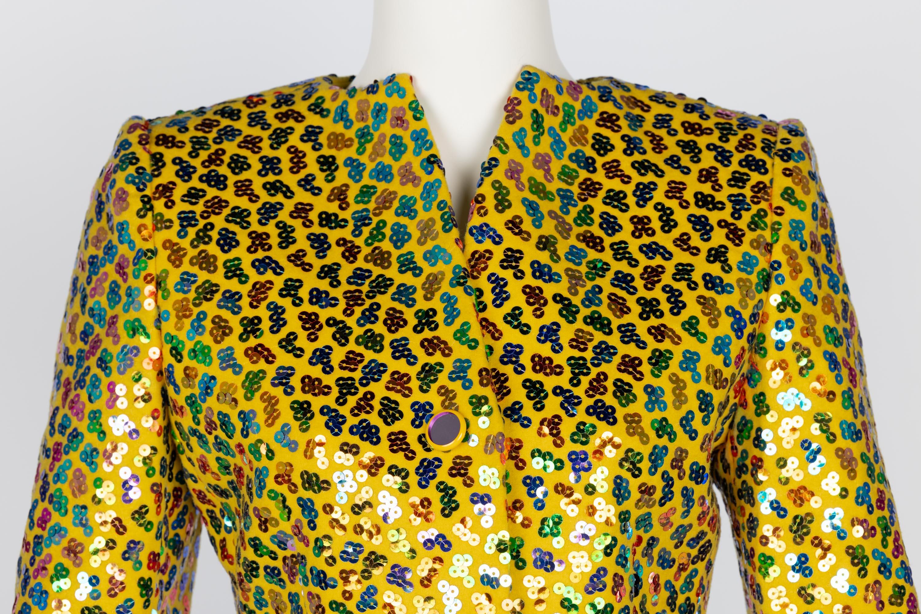 Vintage 1980er Givenchy Gelbe mehrfarbige Vintage-Paillettenjacke aus Wolle im Angebot 2