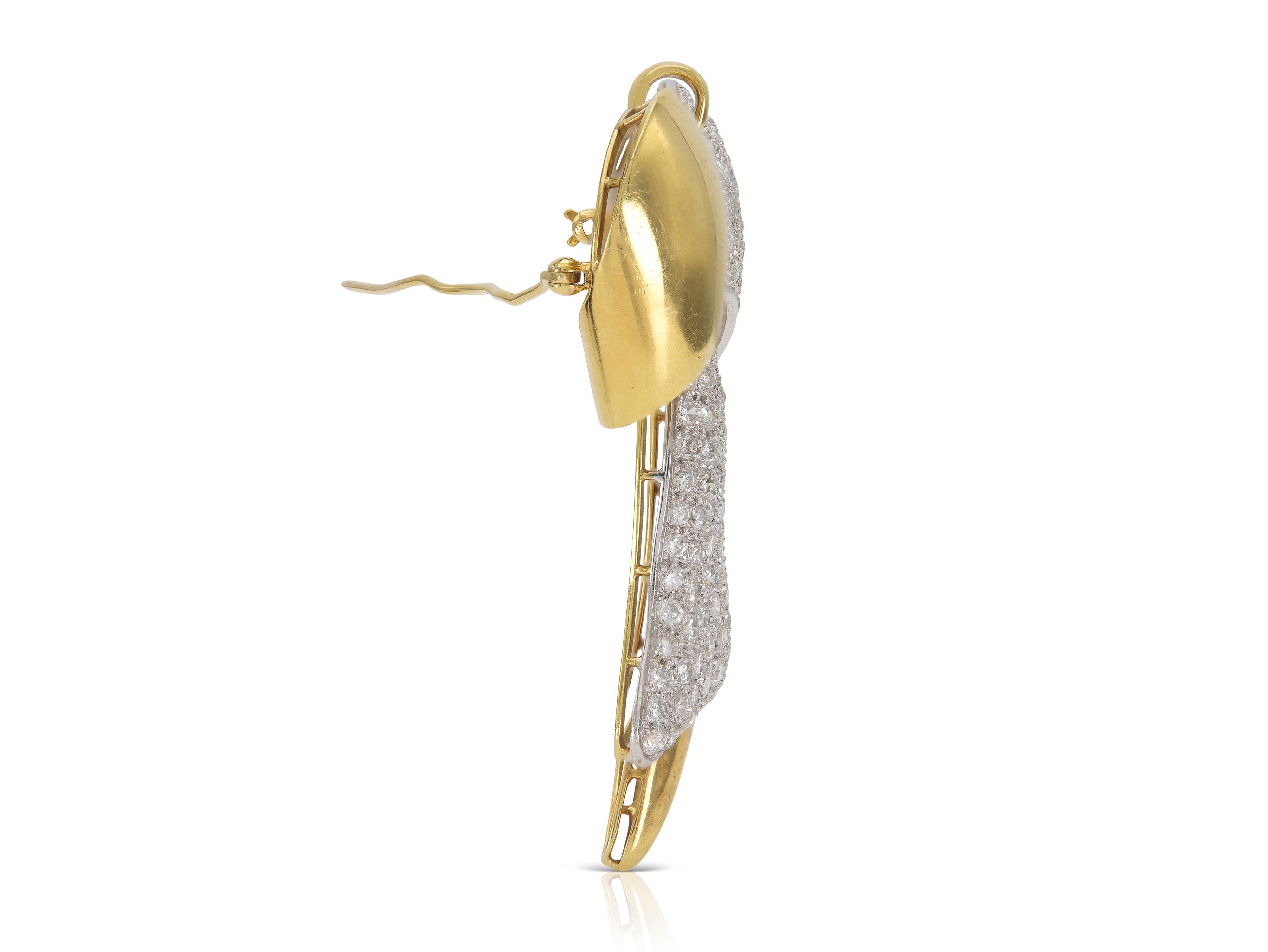Colgante broche lazo vintage de oro de los 80 y diamantes de 10,50 quilates Corte redondo en venta