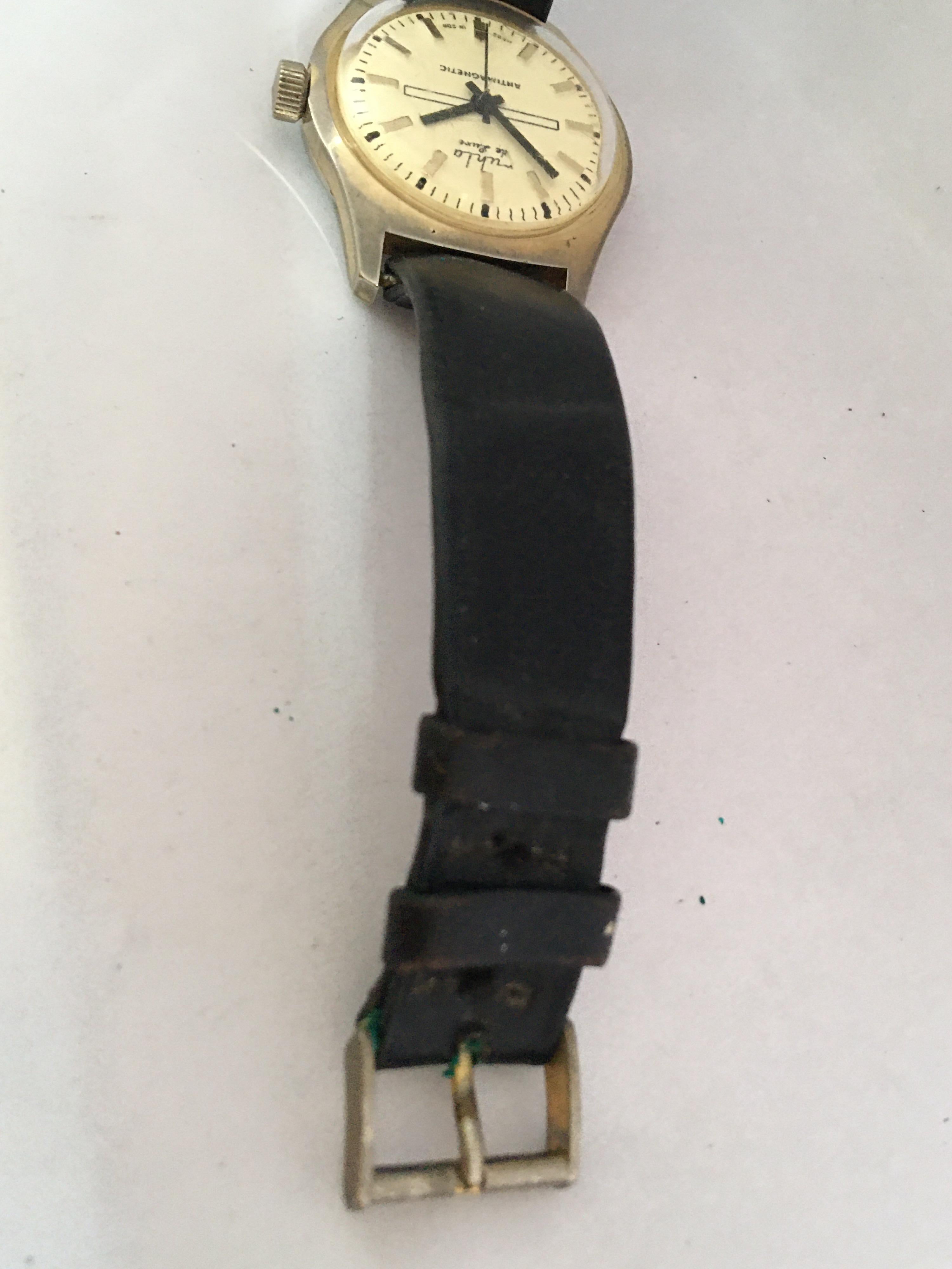 Vintage 1980s Gold-Plated and Stainless Steel Back Mechanical Watch For Sale 1
