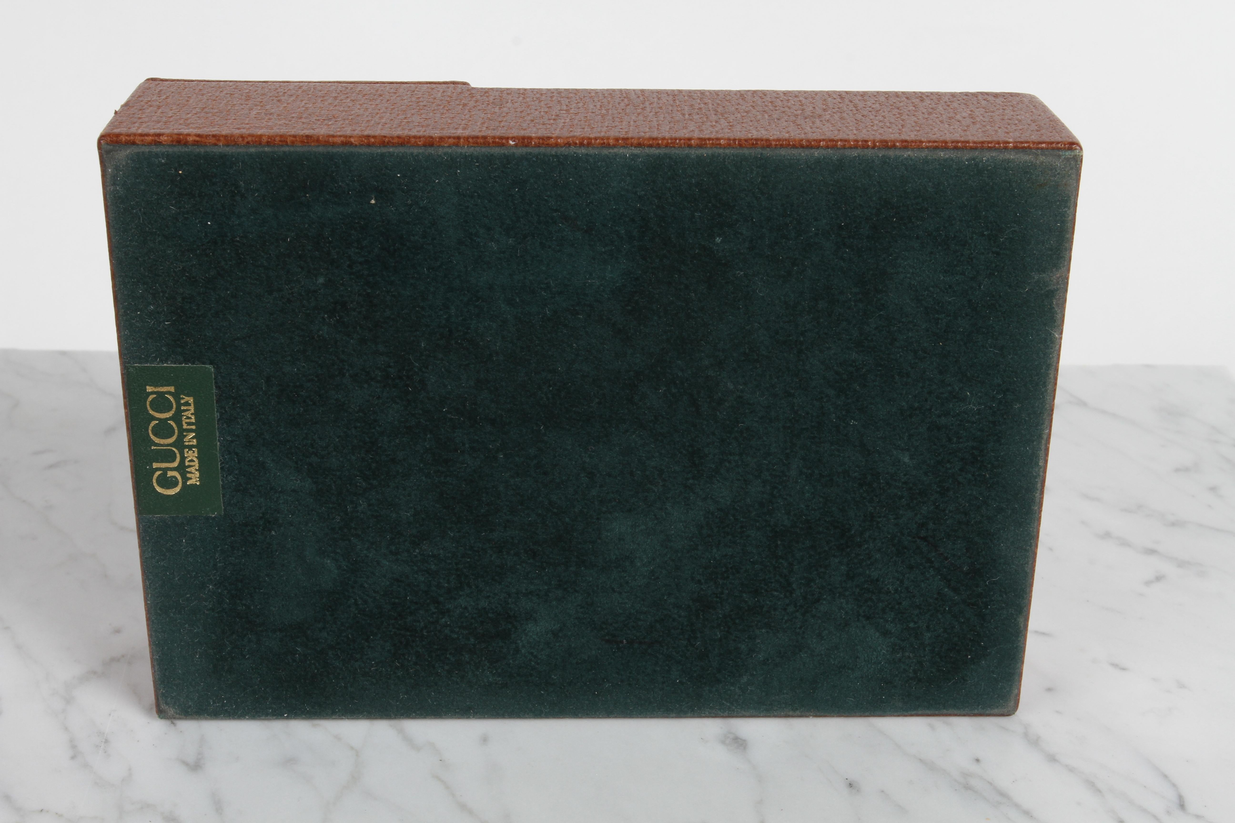Late 20th Century Vintage 1980s Gucci Desk Set Accessories - Leather Pen + Paper Holder & Tray For Sale