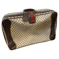 Vintage 1980s Gucci Iconic GG Monogram Suitcase mit Web Stripe