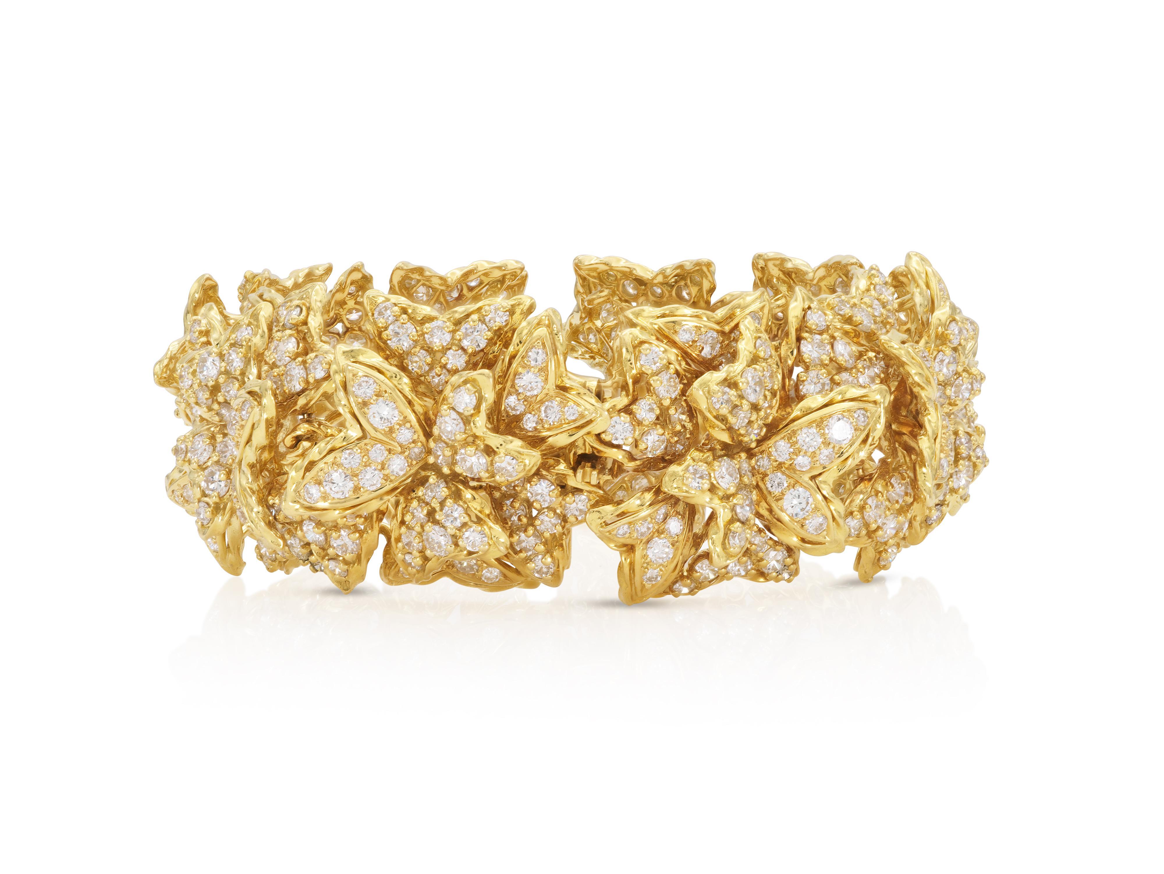 Round Cut Vintage 1980s Hammerman Brothers Diamond Flowers Bracelet For Sale