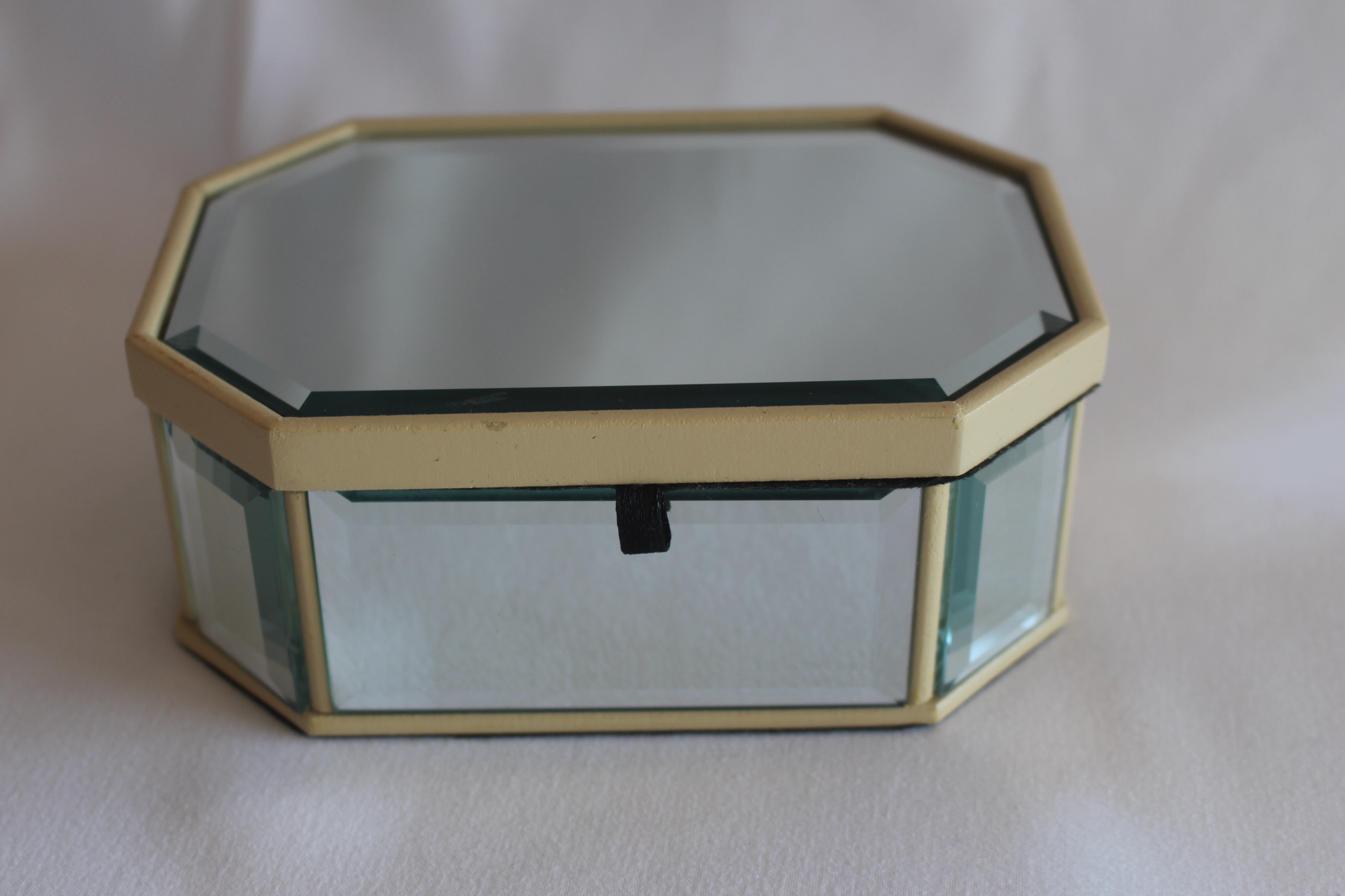 Arts and Crafts Vintage 1980s Handcrafted Mirrored Beveled Jewelry Box Glass & Velvet For Sale