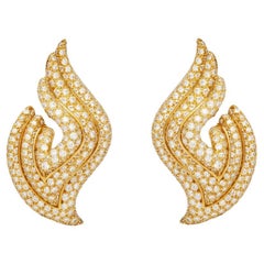 Vintage 1980s Henry Dunay 11.00 Carat Diamond Earrings