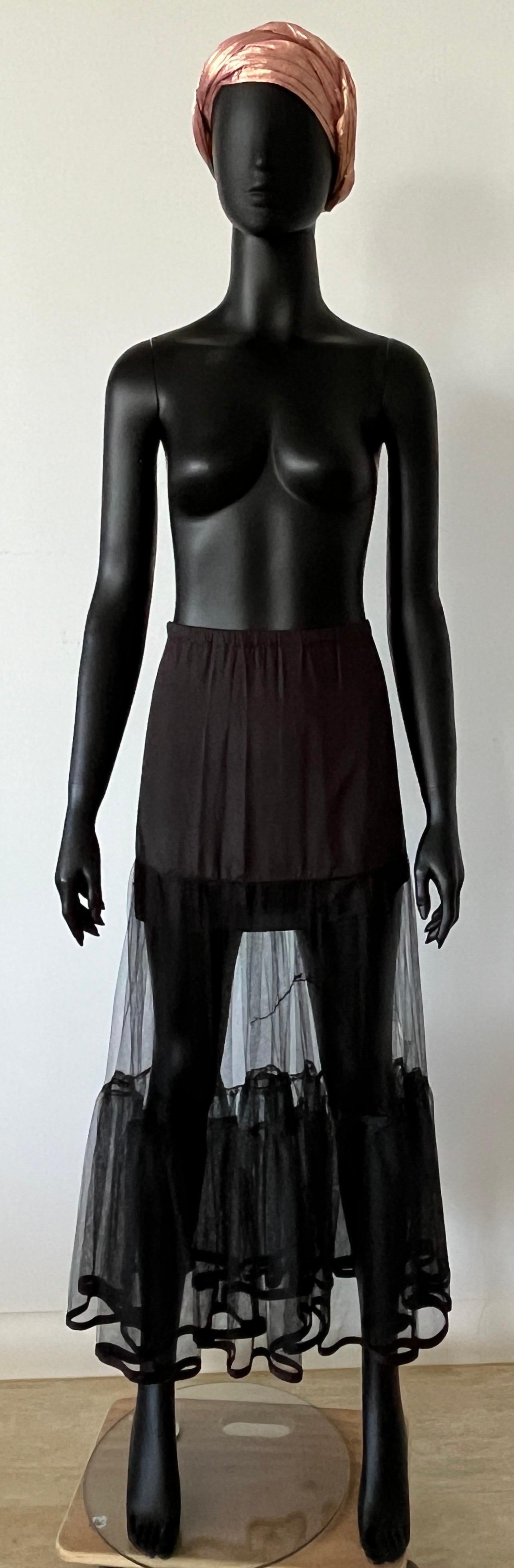 Vintage 1980s John Cavill Australia plissé pleat skirt suit with belt For Sale 9