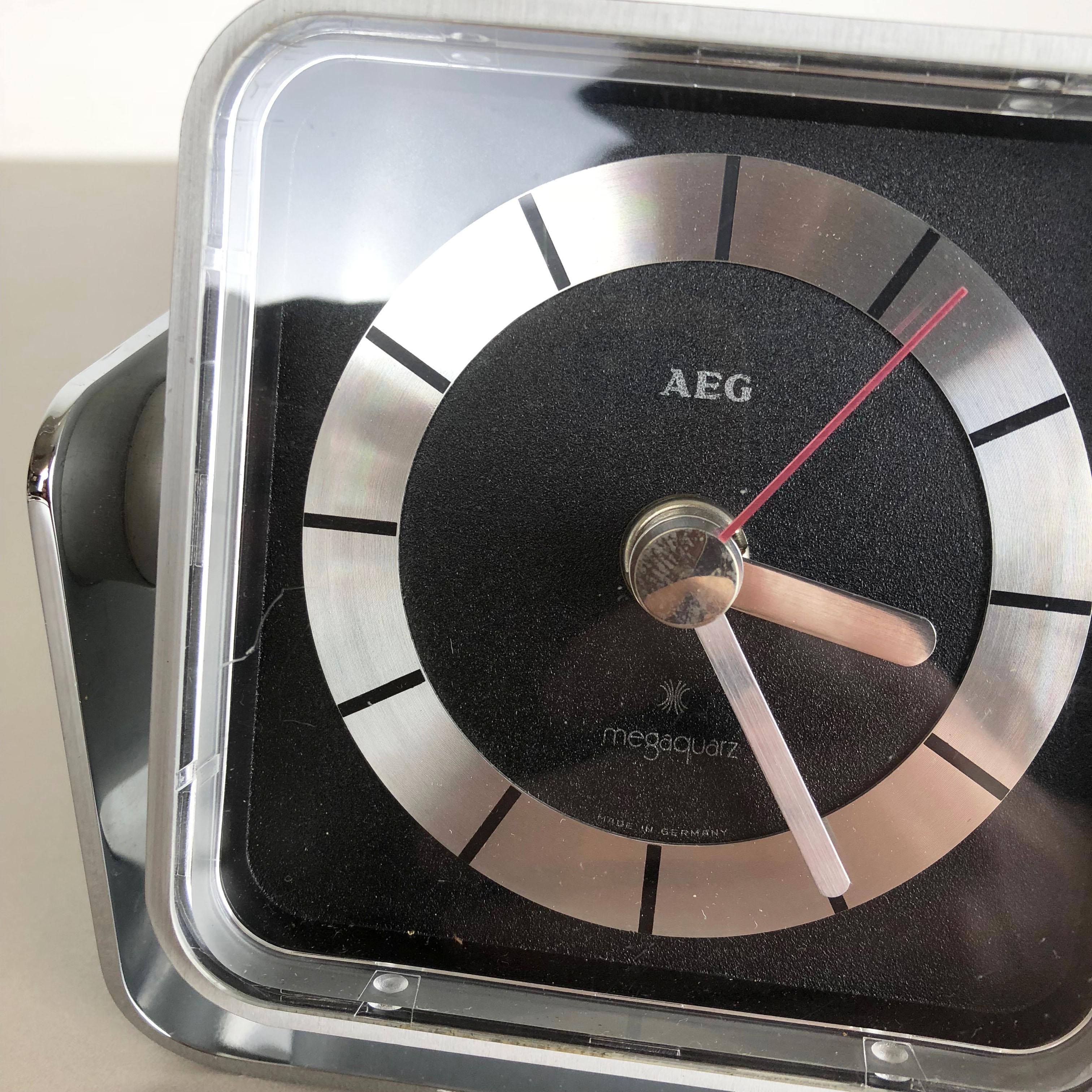 Vintage 1980s Modernist Space Age Megaquarz Metal Table Clock by AEG, Germany 4