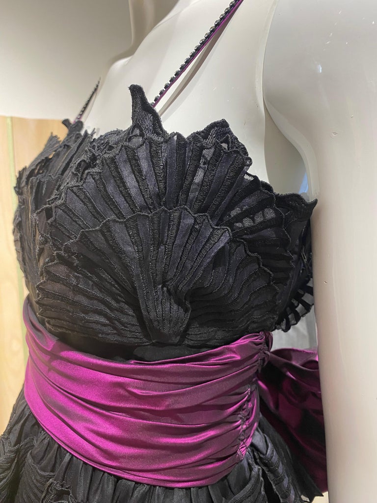 1980s Nina Ricci Black Fan Patterned Lace Silk Cocktail Dress 1980s Nina Ricci Black Fan Patterned Lace Silk Cocktail Dress