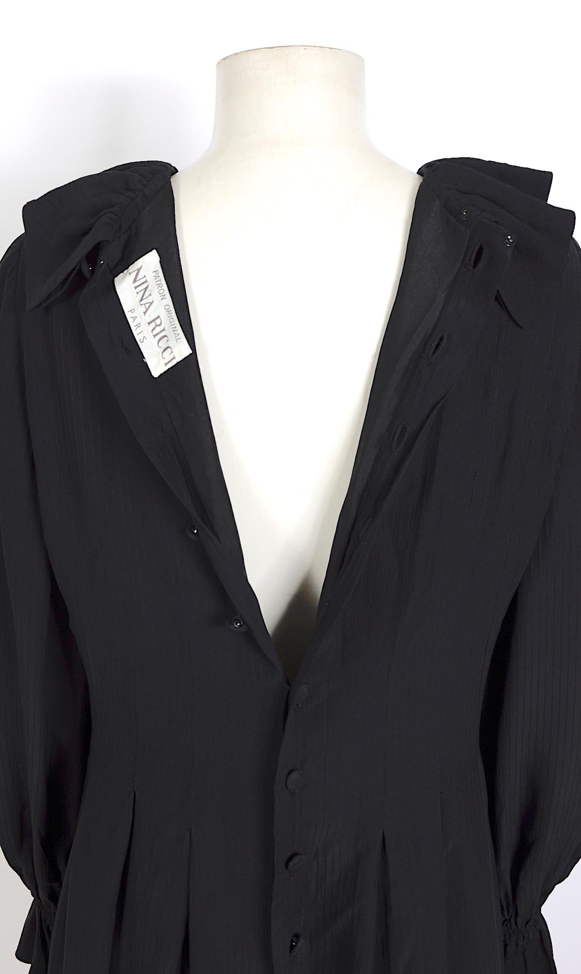 Nina Ricci - Robe en soie noire vintage des années 1980 en vente 1