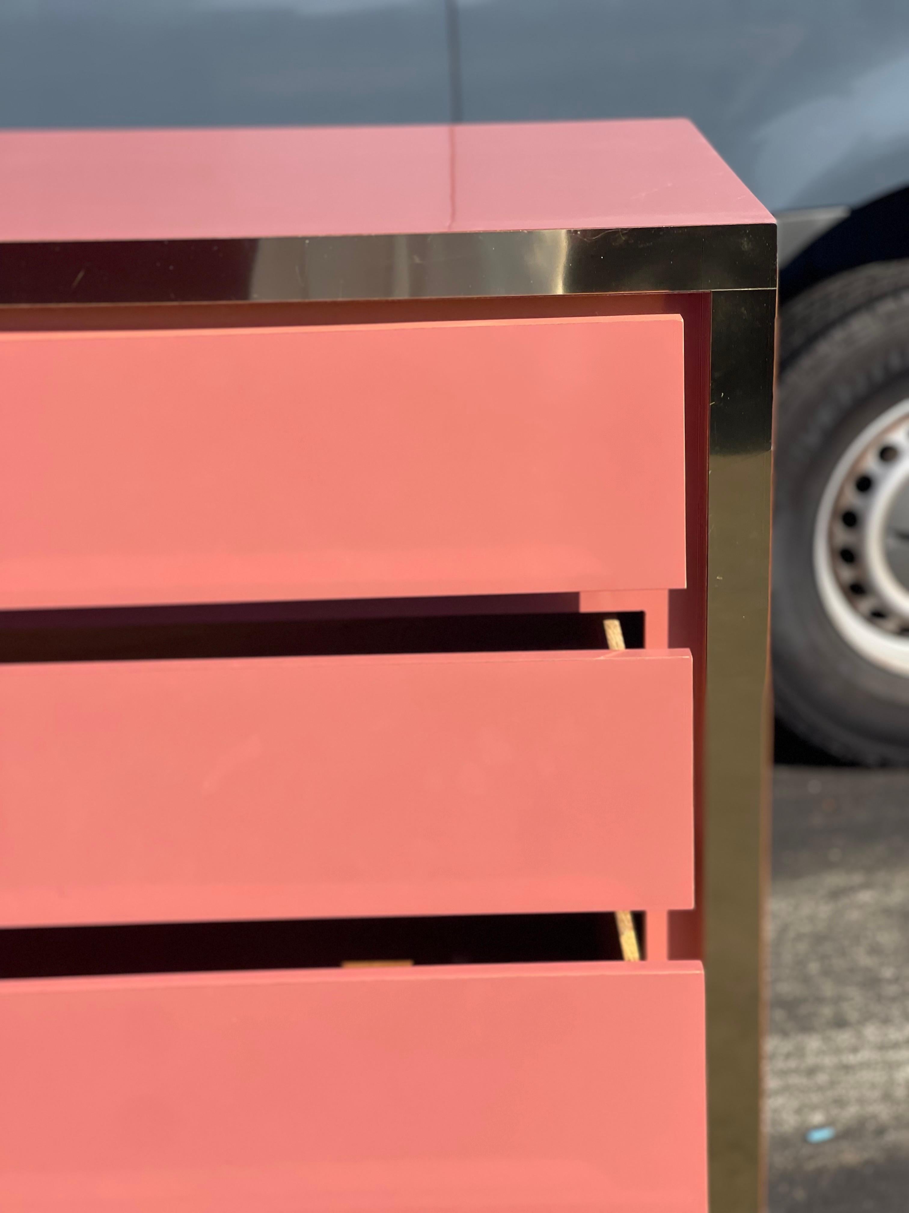 Vintage 1980s Pink Dresser For Sale 3