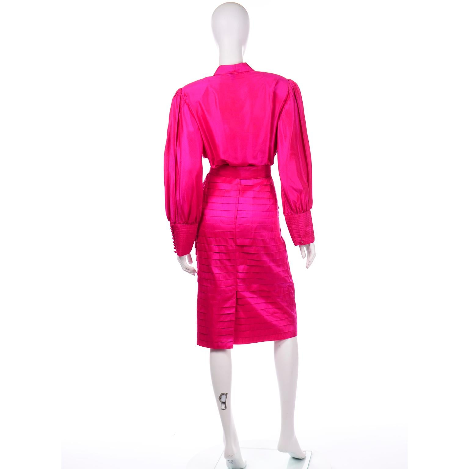 Vintage 1980s Pink Thai Silk  Pleated 2Pc Dress Statement Sleeve Blouse & Skirt In Excellent Condition In Portland, OR