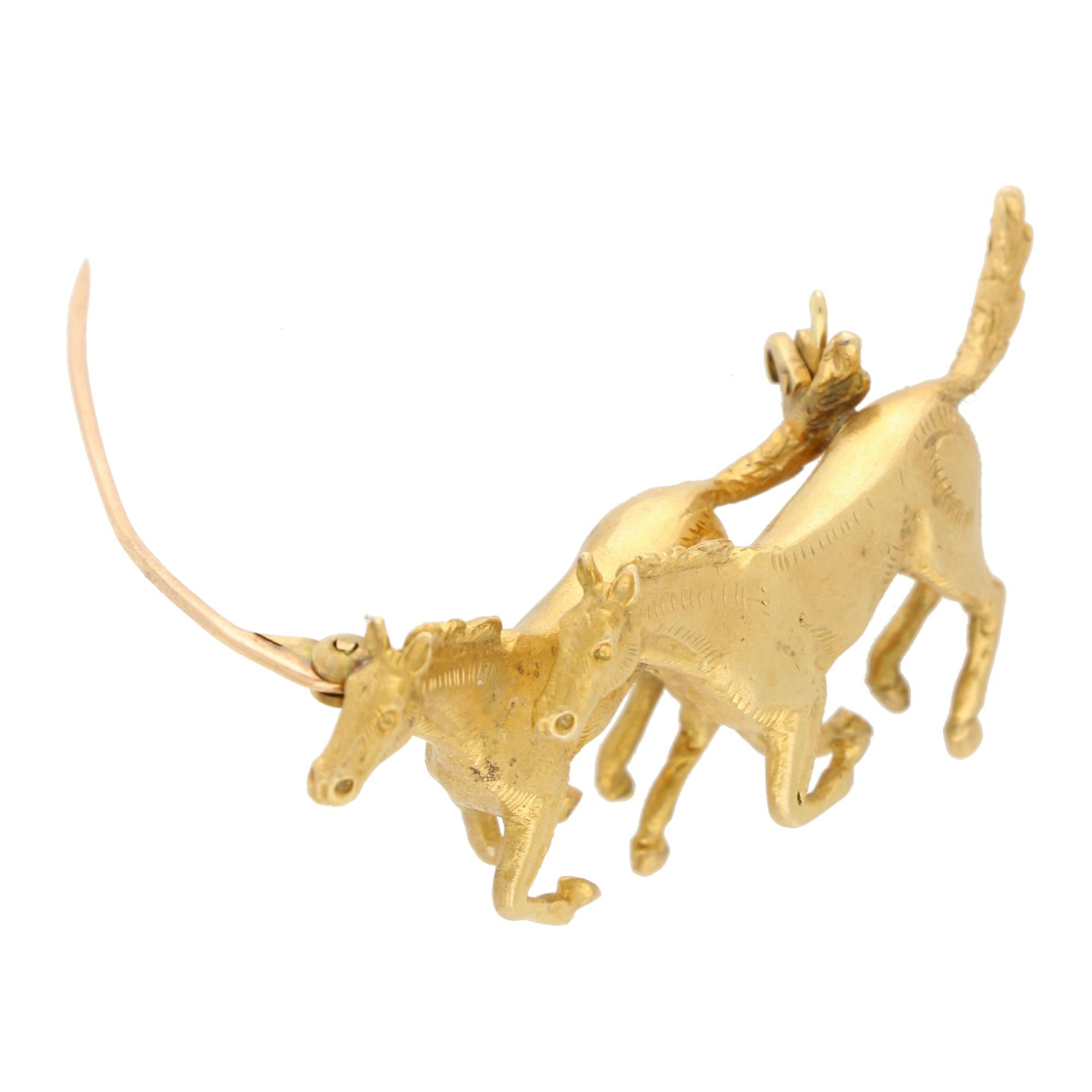 Women's or Men's Vintage 1980's Running Horse Brooch in Solid 9k Yellow Gold For Sale