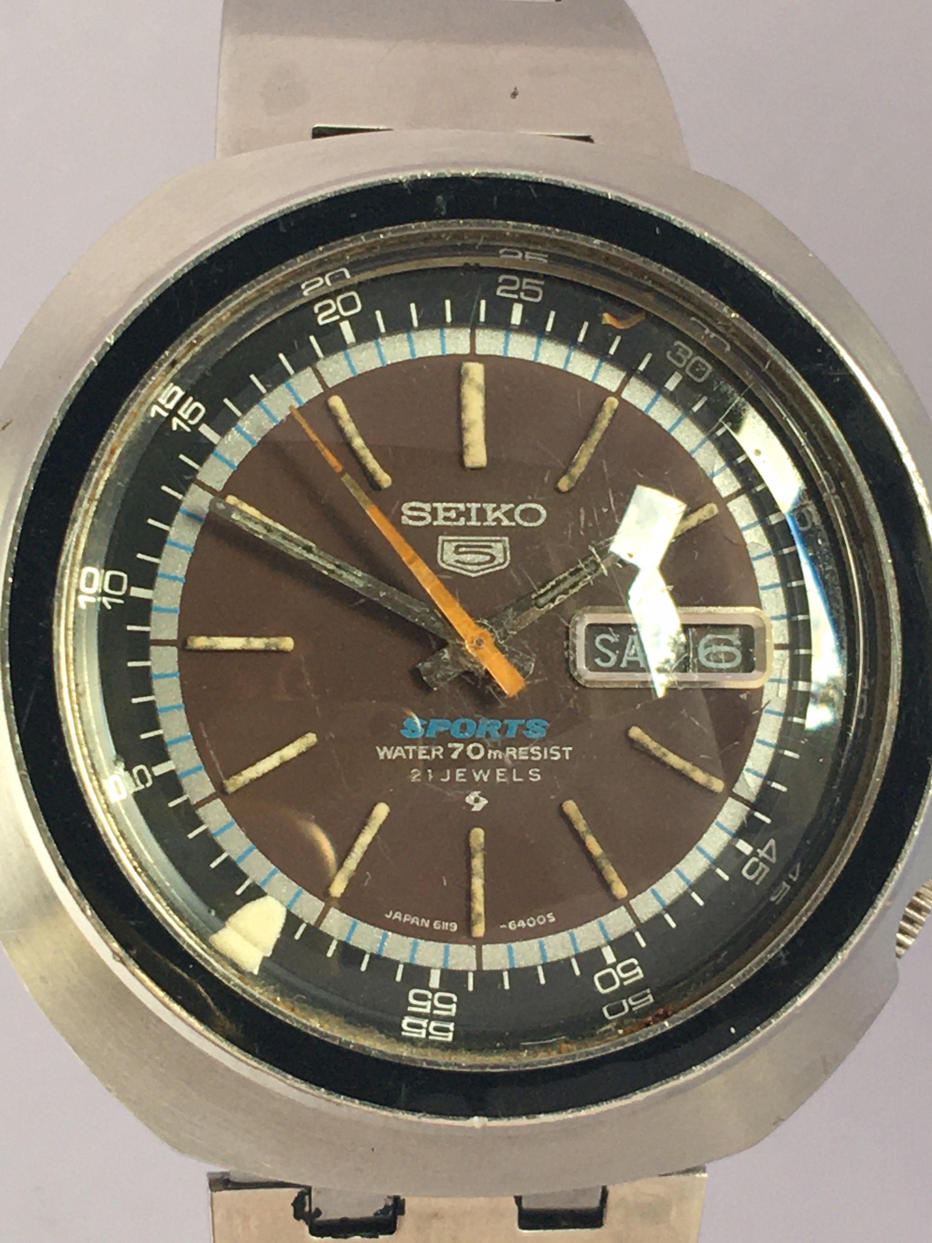 Women's or Men's Vintage 1980s Seiko 5 Sports 21 Jewels Date Automatic Watch For Sale