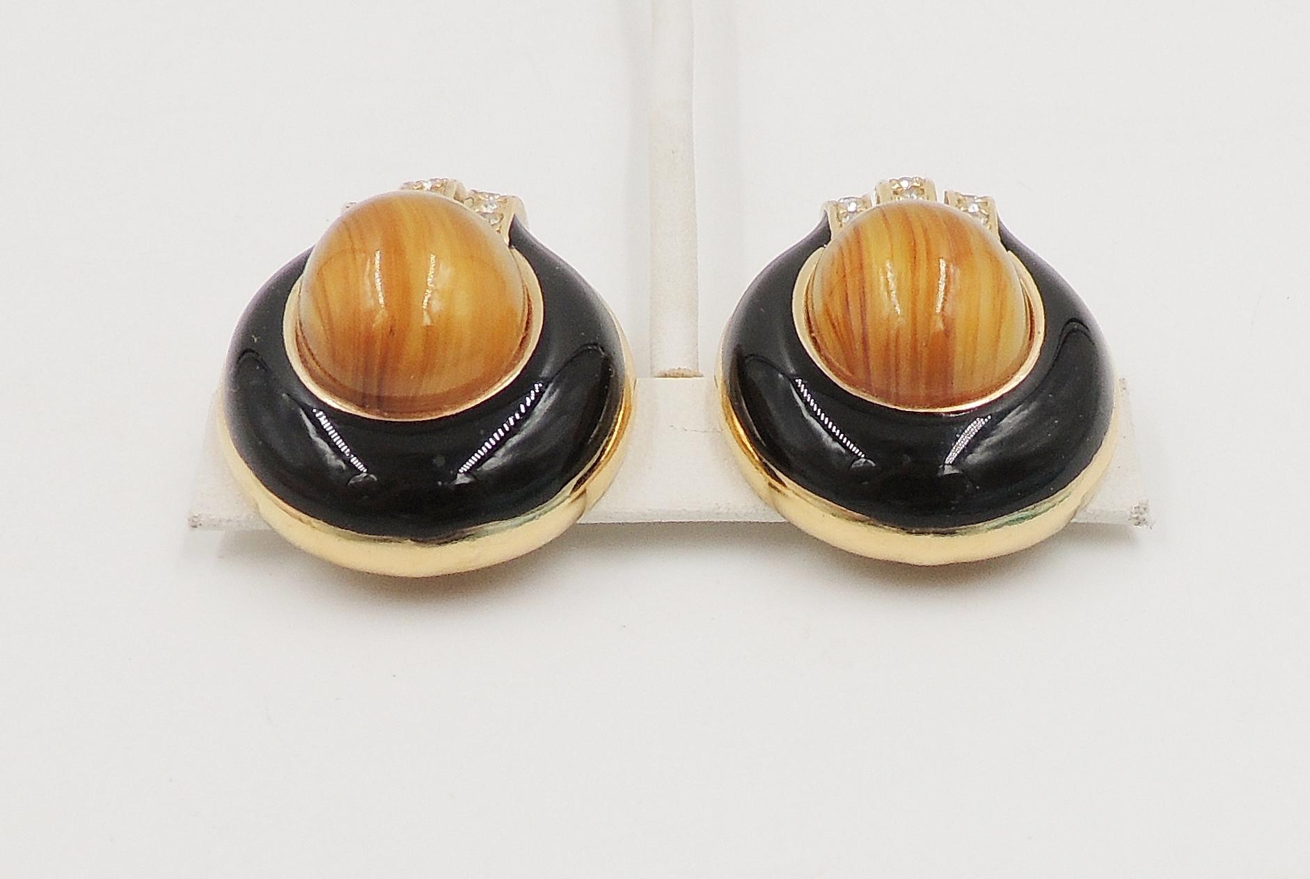 Boucles d'oreilles vintage des années 1980 signées Ciner avec cabochon, fausse-agate et émail noir Pour femmes en vente