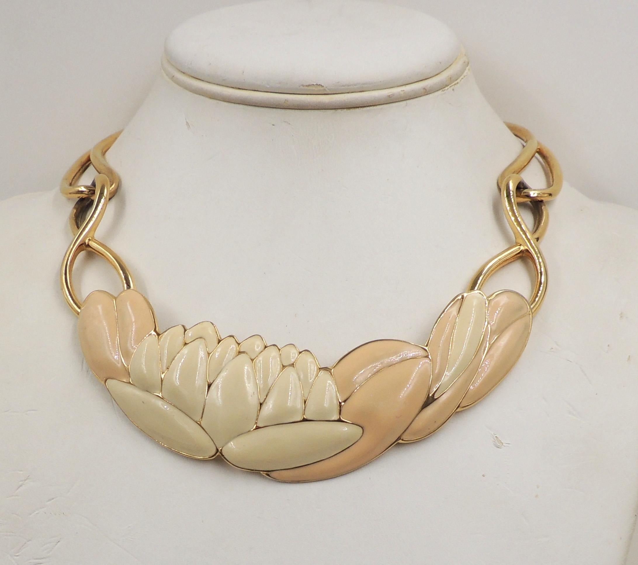 Modern Vintage 1980s Signed Monet Enamel Water Lilly Collar Necklace For Sale