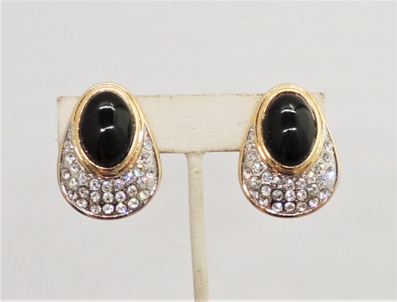 Vintage 1980s Signed Valentino Cabochon Faux-Onyx Pave Rhinestone Clip Earrings 3