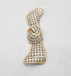 Vintage 1980s Signed Valentino Goldtone Clear Rhinestone Bow Brooch