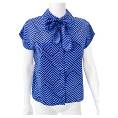Vintage 1980er Jahre Seide Polyester Bluse Top Schwarz und Blau Zickzack Größe 8/10