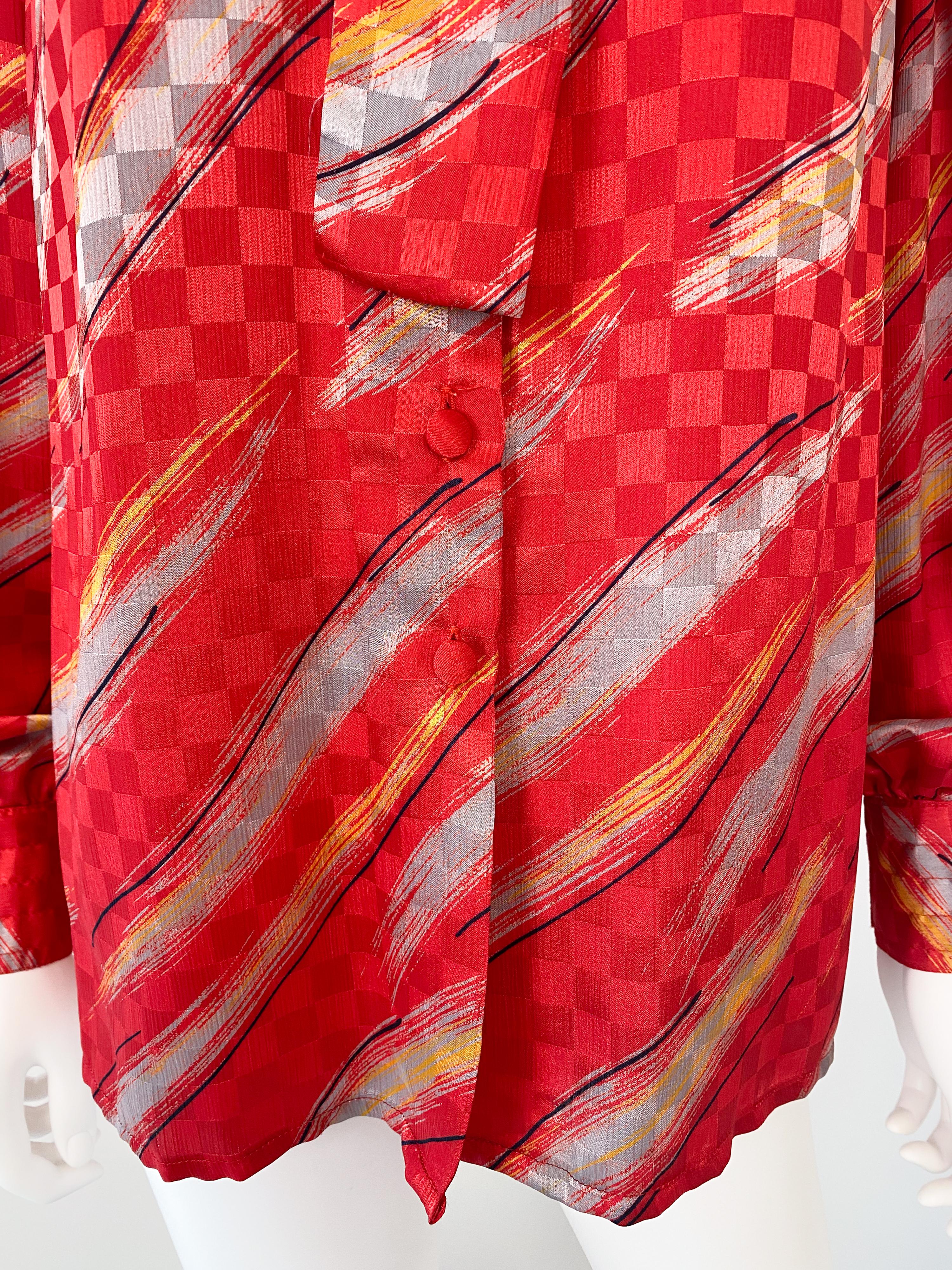 Vintage 1980s Silky Polyester Blouse Top Red and Gray Slashes Size 10/12 For Sale 3