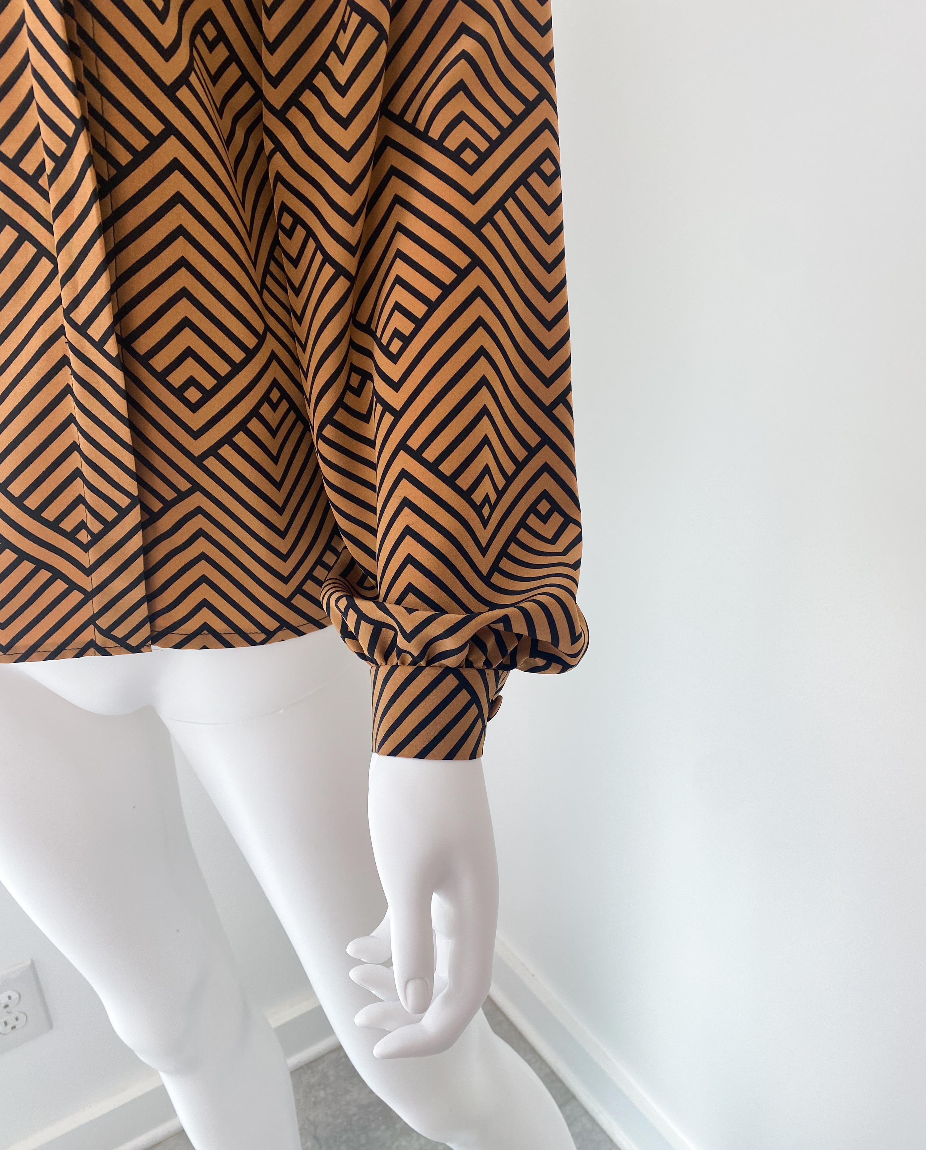 Camicetta con fiocco in poliestere setoso anni '80, ZigZag Orange, taglia 6/8 in vendita 2