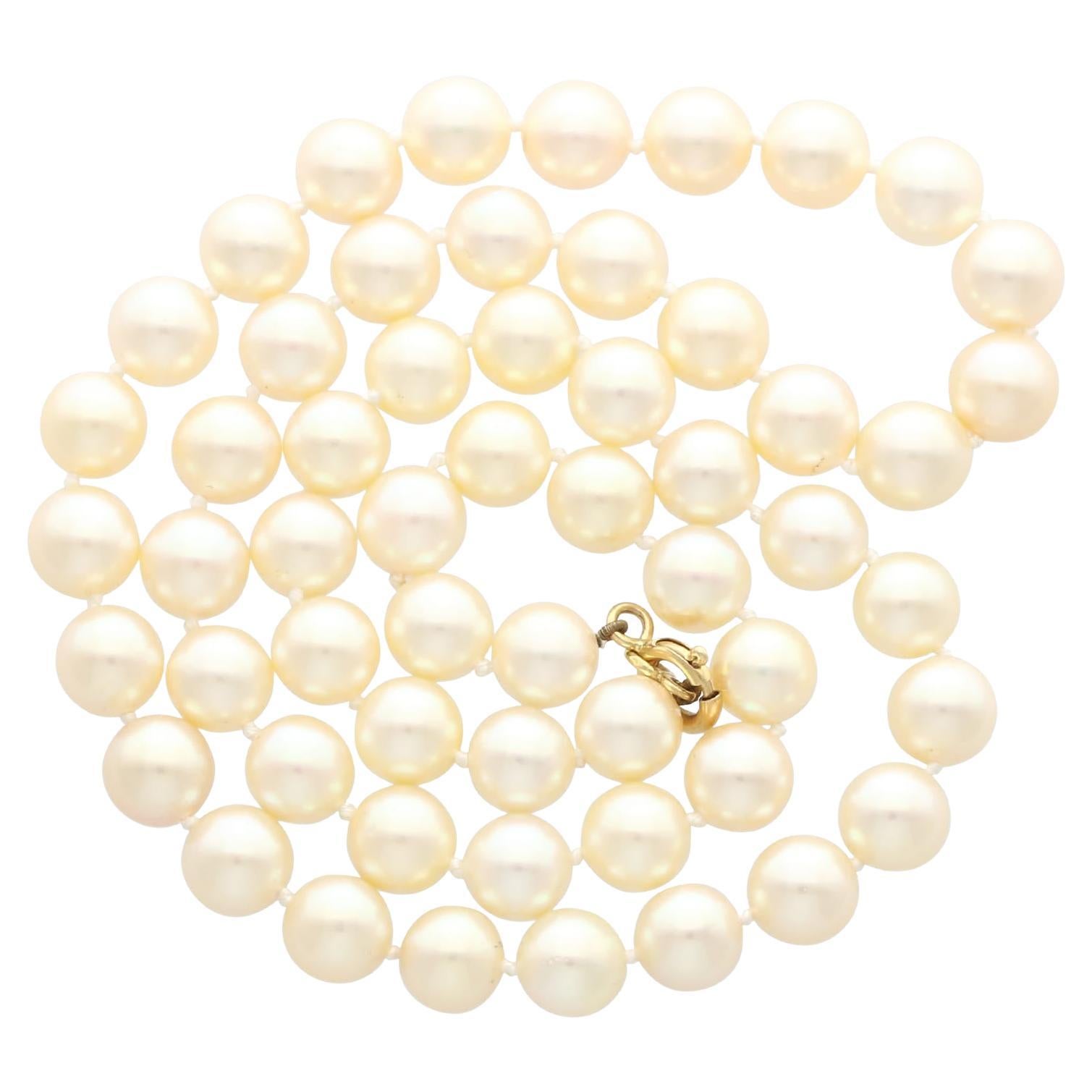 1980s Single Strand Cultured Pearl Necklace