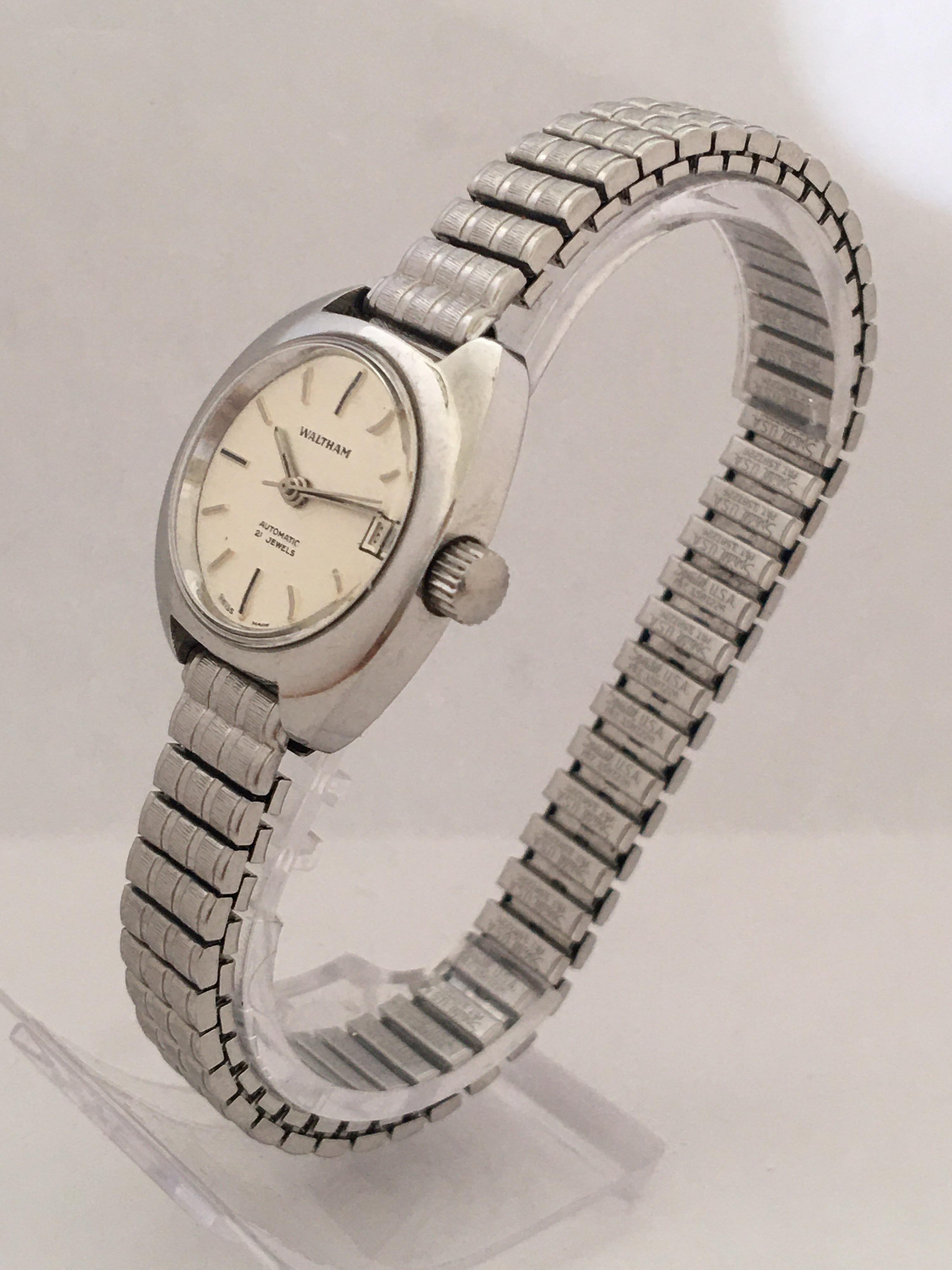 This beautiful pre-owned ladies automatic watch is in good working condition and it is running well. A slight scratches on the back stainless steel case as shown
24mm watch diameter 
6.3 inches flexible strap 

Please study the images carefully as