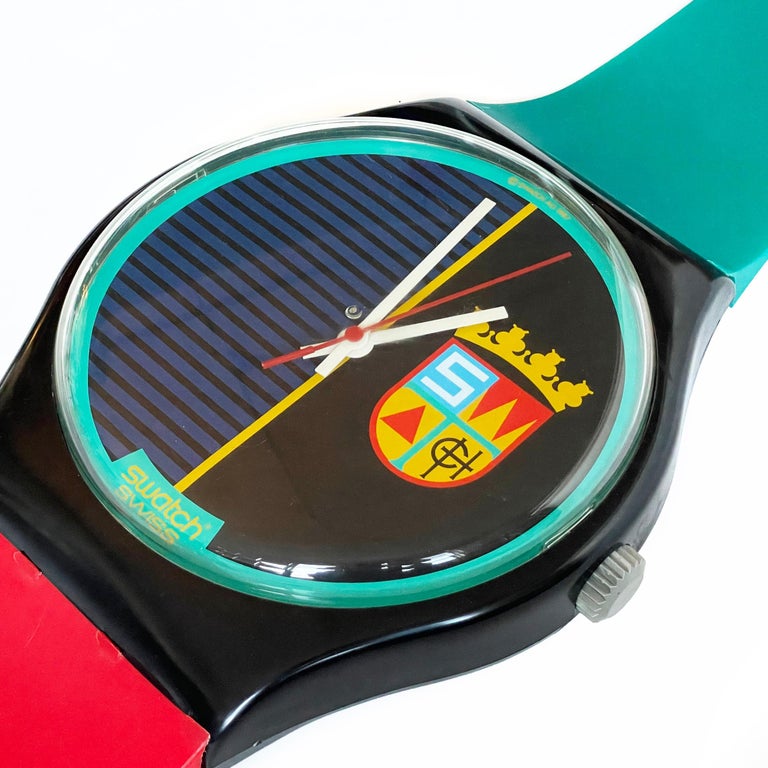 Vintage 1980er Jahre Swatch Maxi Sir Swatch Wanduhr im Angebot bei 1stDibs