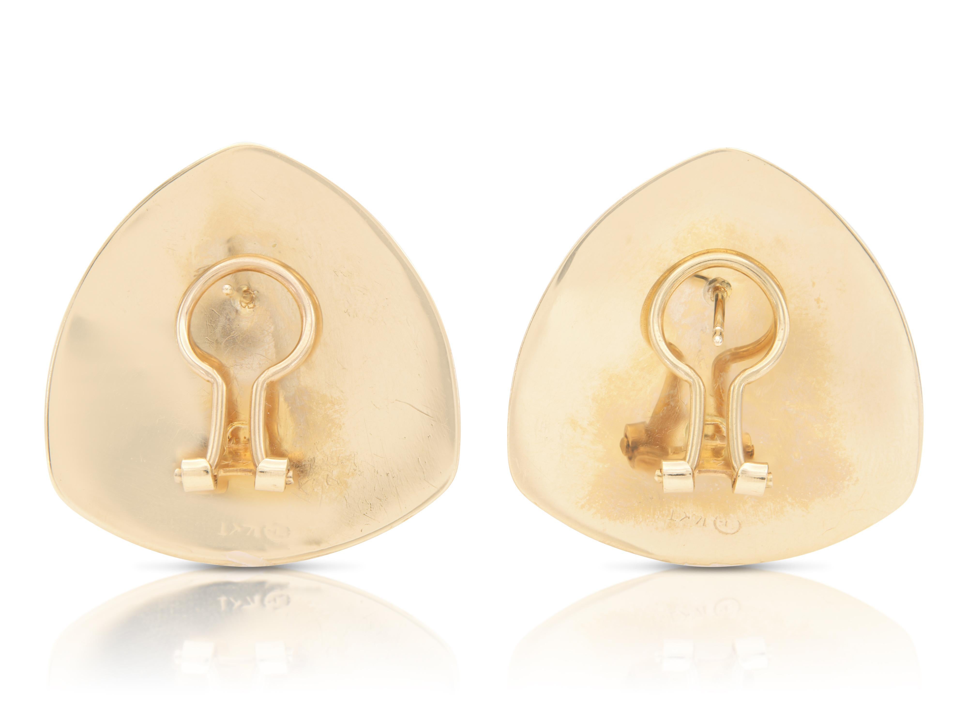 Women's Vintage 1980s Textured and Polished Gold Earrings For Sale