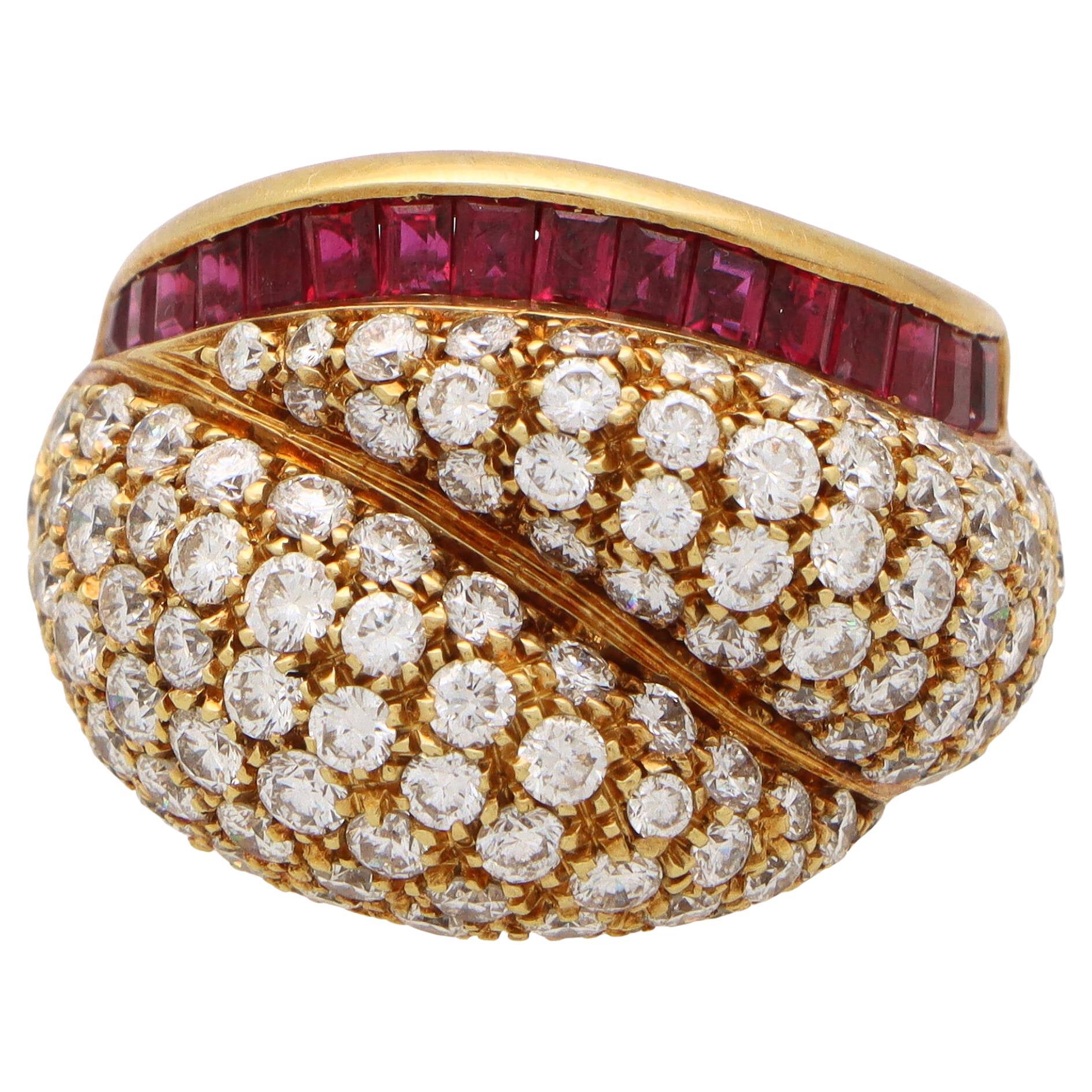 Vintage 1980's Tiffany & Co. Diamond and Ruby Bombé Ring in 18k Yellow Gold For Sale