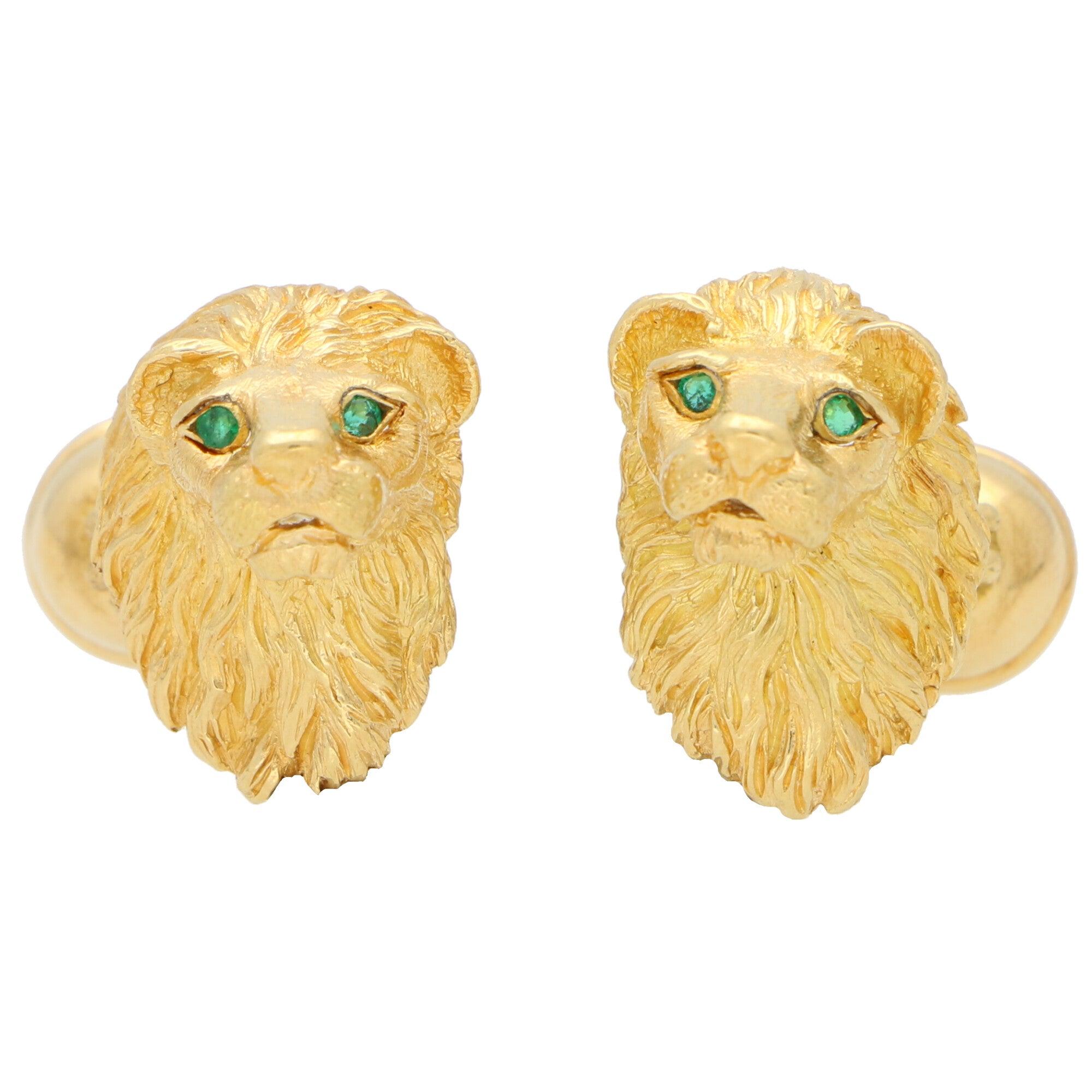 Vintage 1980's Tiffany & Co. Emerald Lion Head Cufflinks Set in 18k Yellow Gold For Sale