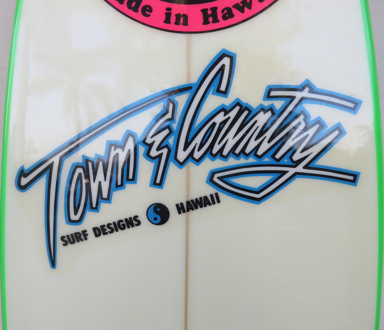 Vintage 1980s Town & Country 'T&C' Surfboard by Dennis Pang In Good Condition In Haleiwa, HI