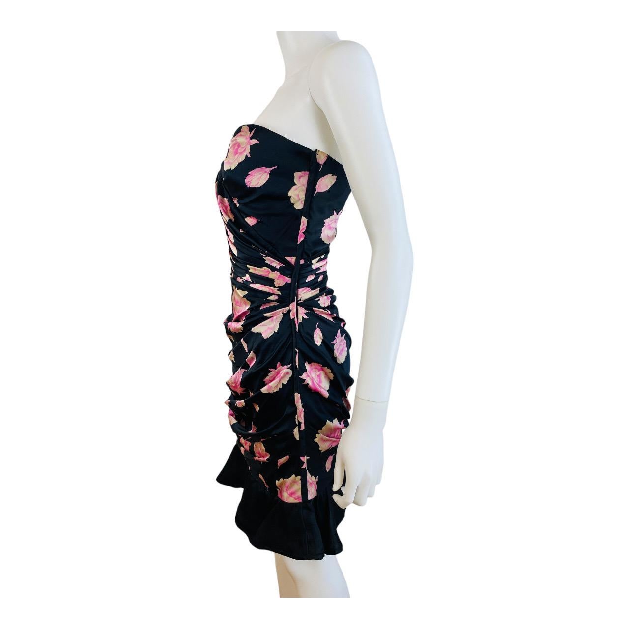 Vintage 1980er Ungaro Schwarzes Minikleid aus Seide mit Rüschen aus rosa Blumen und Rosen im Angebot 6