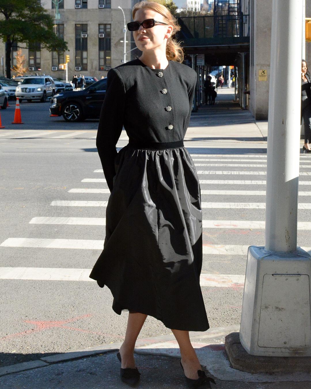 Vestido de manga larga con falda Victor Costa vintage de los años 80 5