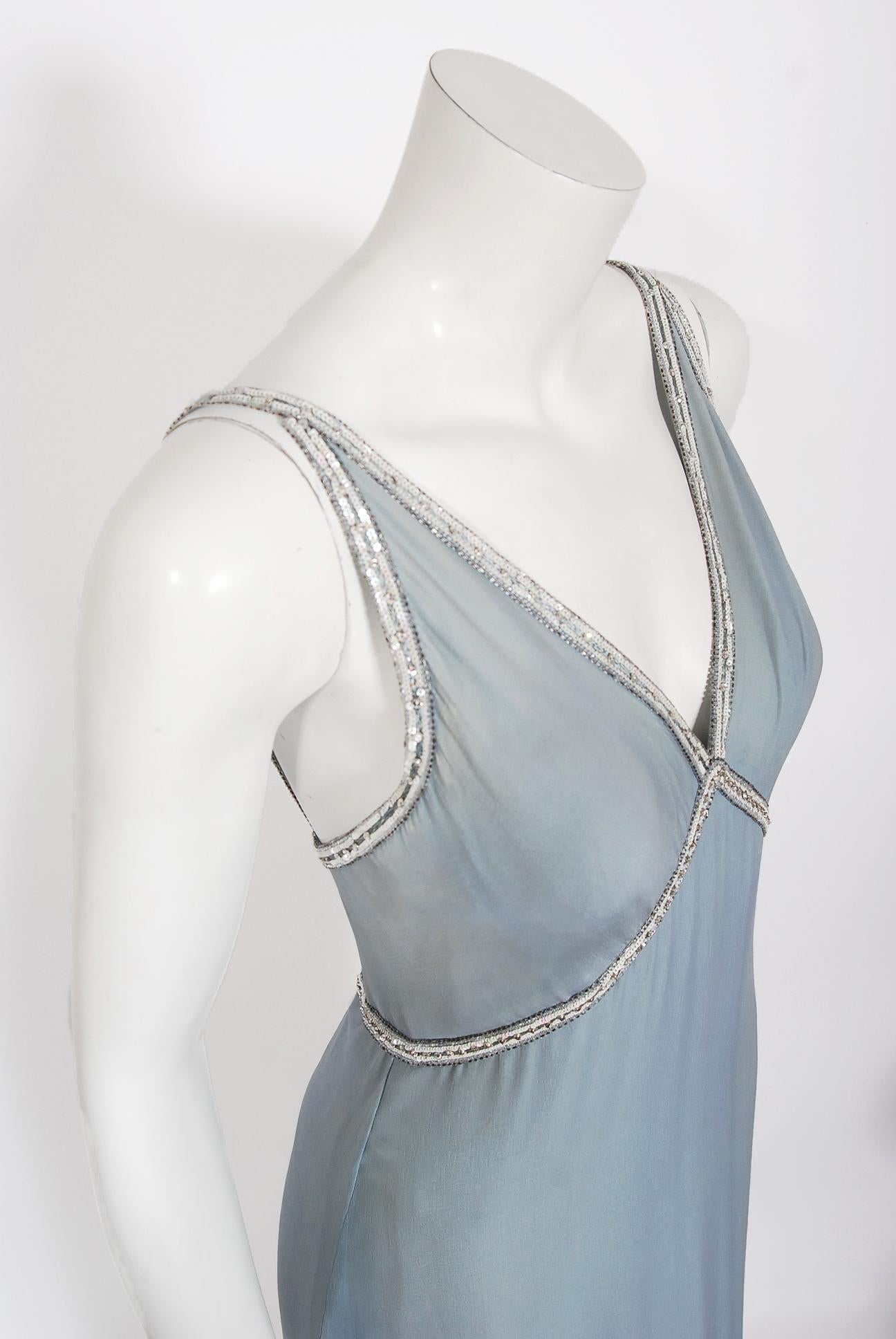 Vintage 1981 Chanel Haute Couture Hellblau Floral Perlen Chiffon Kleid & Cape 6