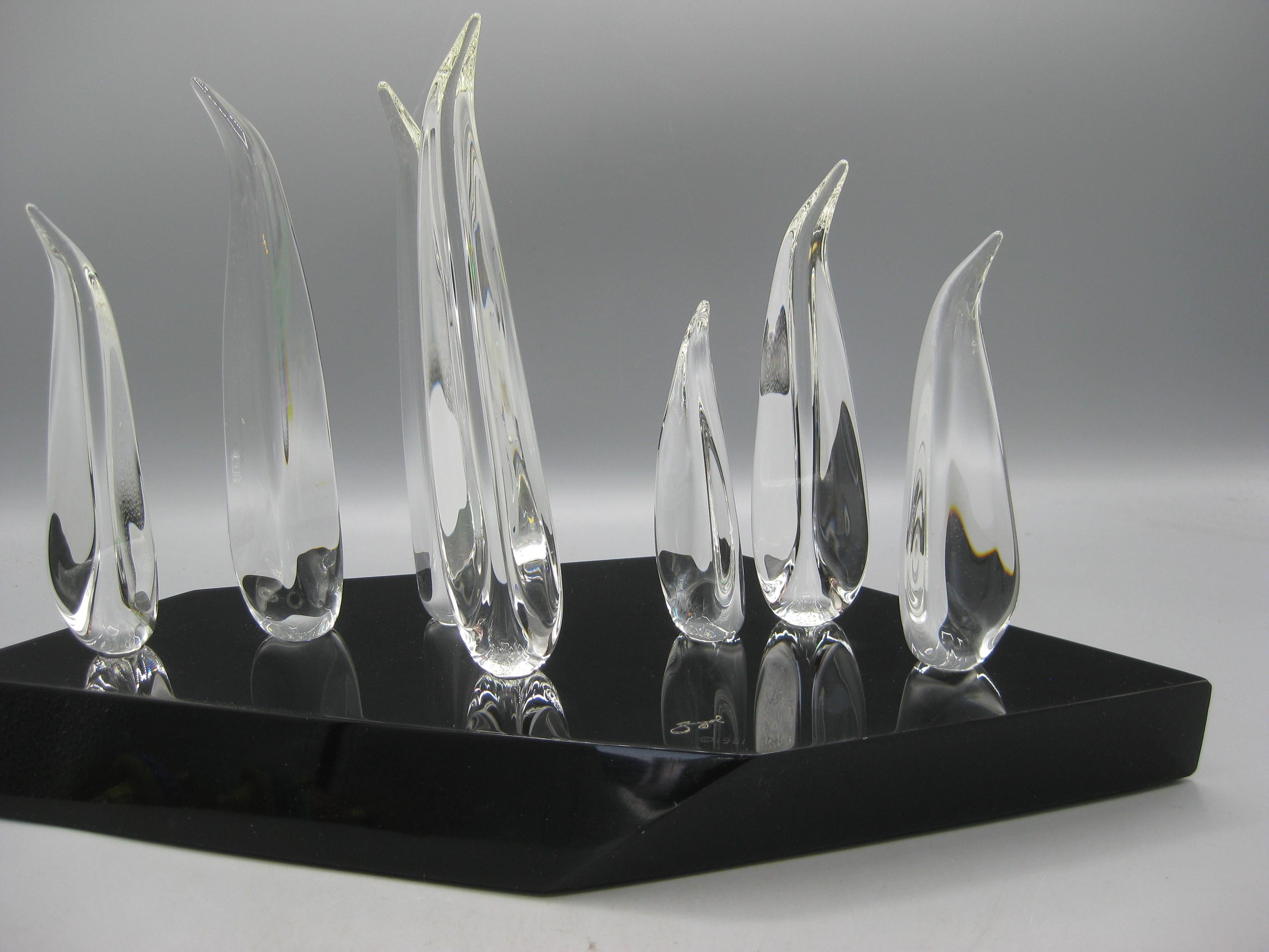 Americano Vintage 1981 Guyol Glass & Acrylic Lucite Figural Penguin Art Sculpture Signed! in vendita