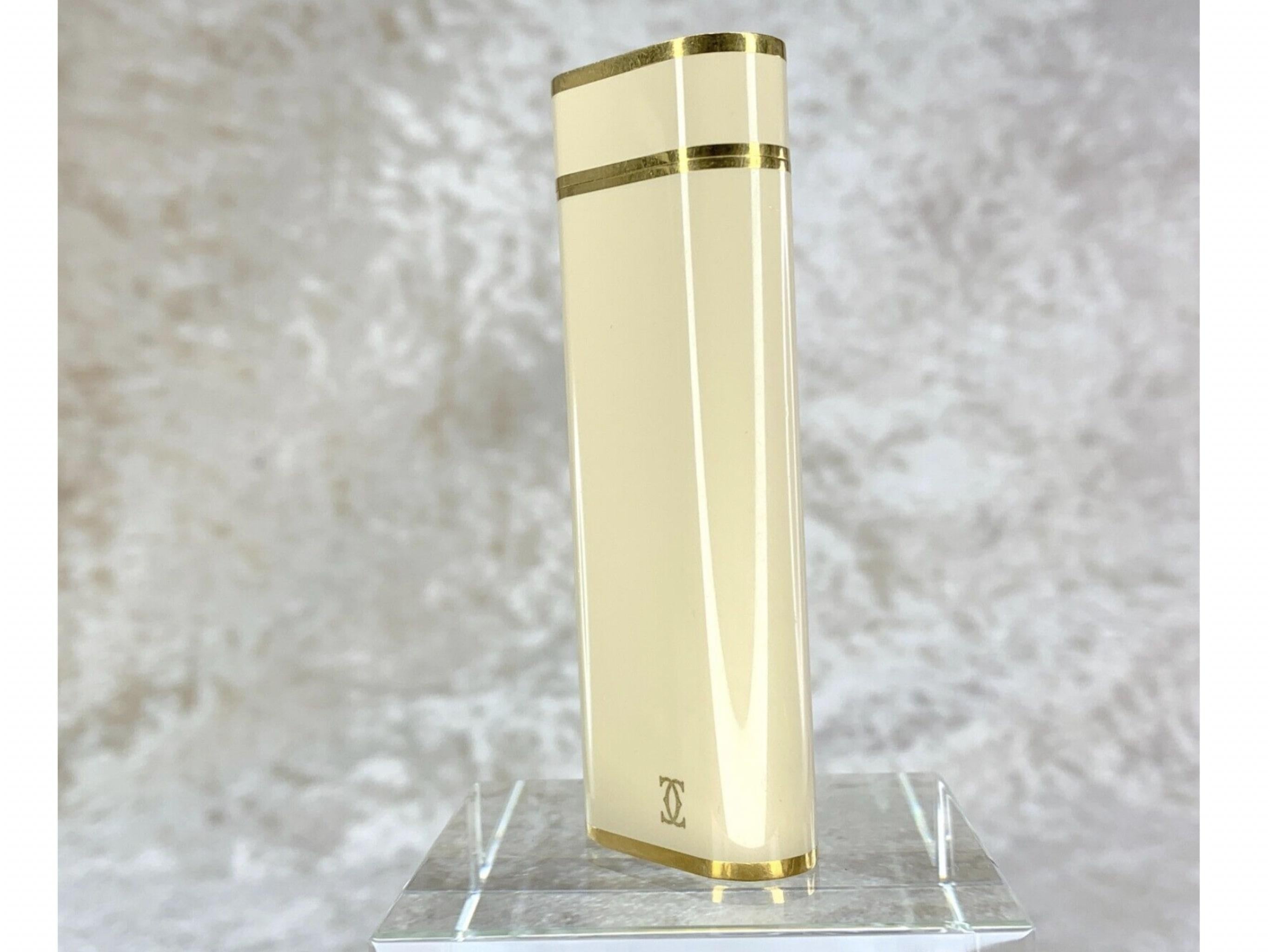 Vintage 1982 Seltene Cartier Oval Creme Lack & 18k Gold Platte 4