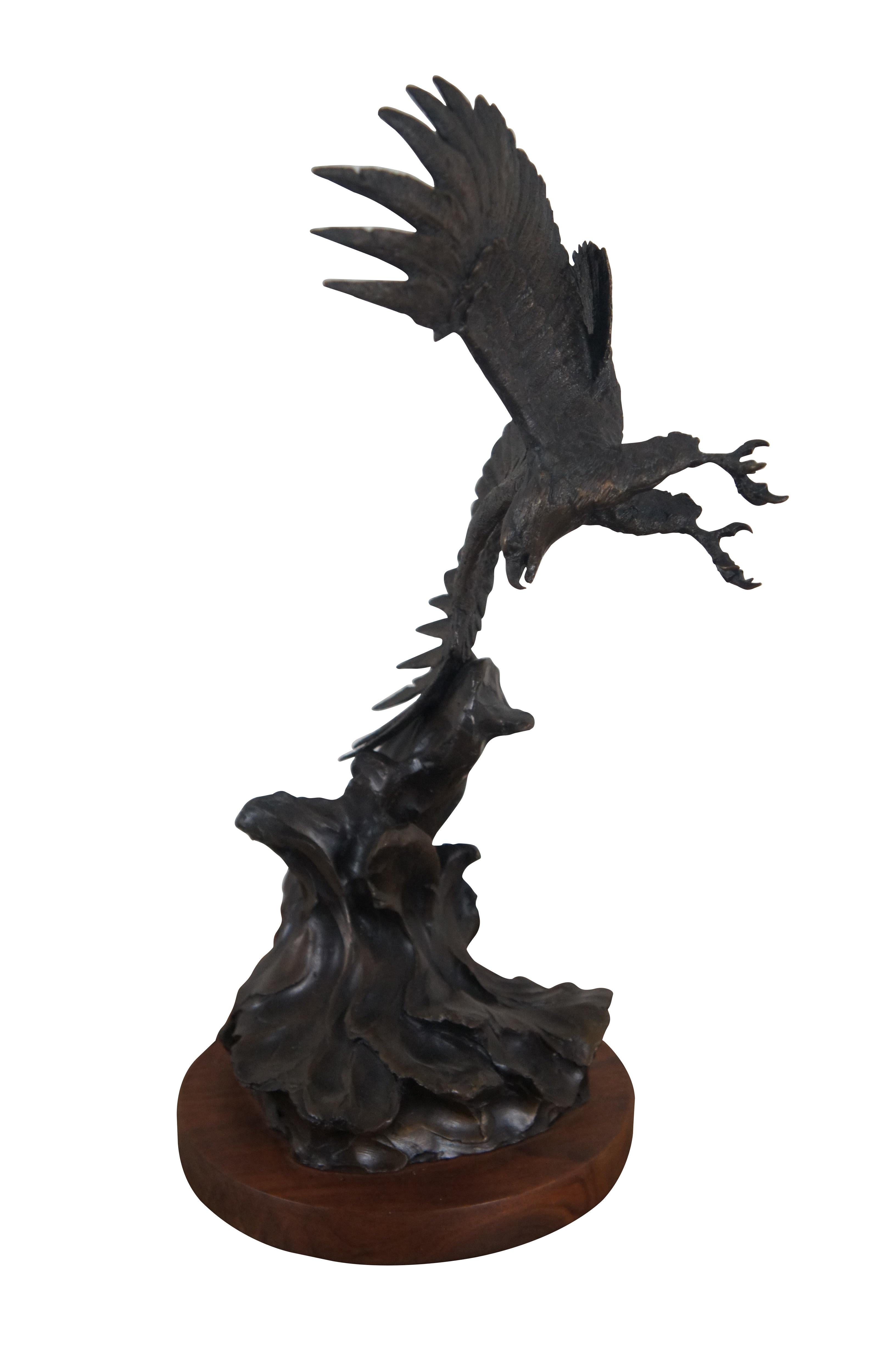 American Classical Vintage 1983 Bronze American Bald Eagle Soaring Wings of Glory Sculpture 15