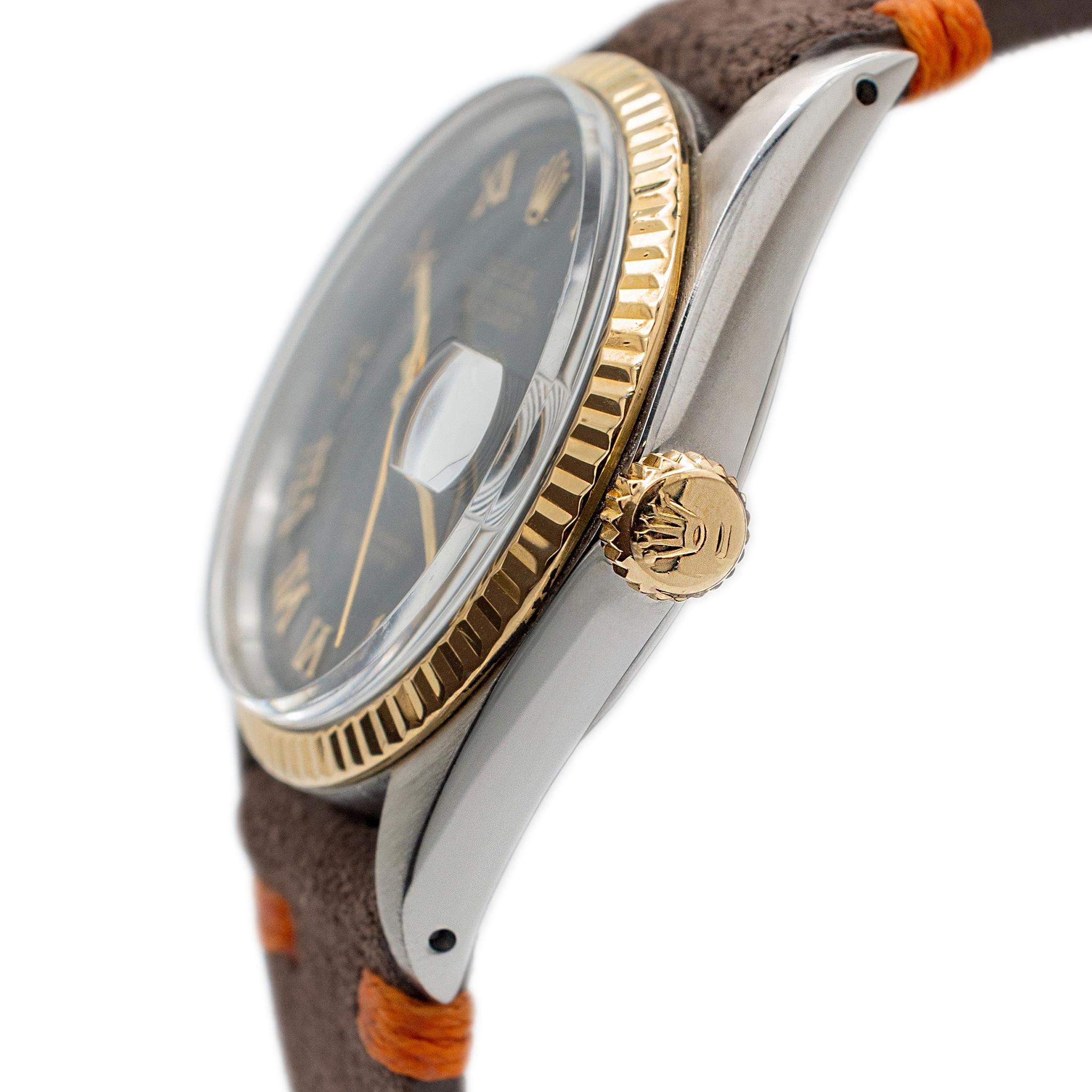 Vintage 1983 Rolex Datejust 36MM 16013 Black Roman Yellow Gold Steel Watch In Excellent Condition In Houston, TX
