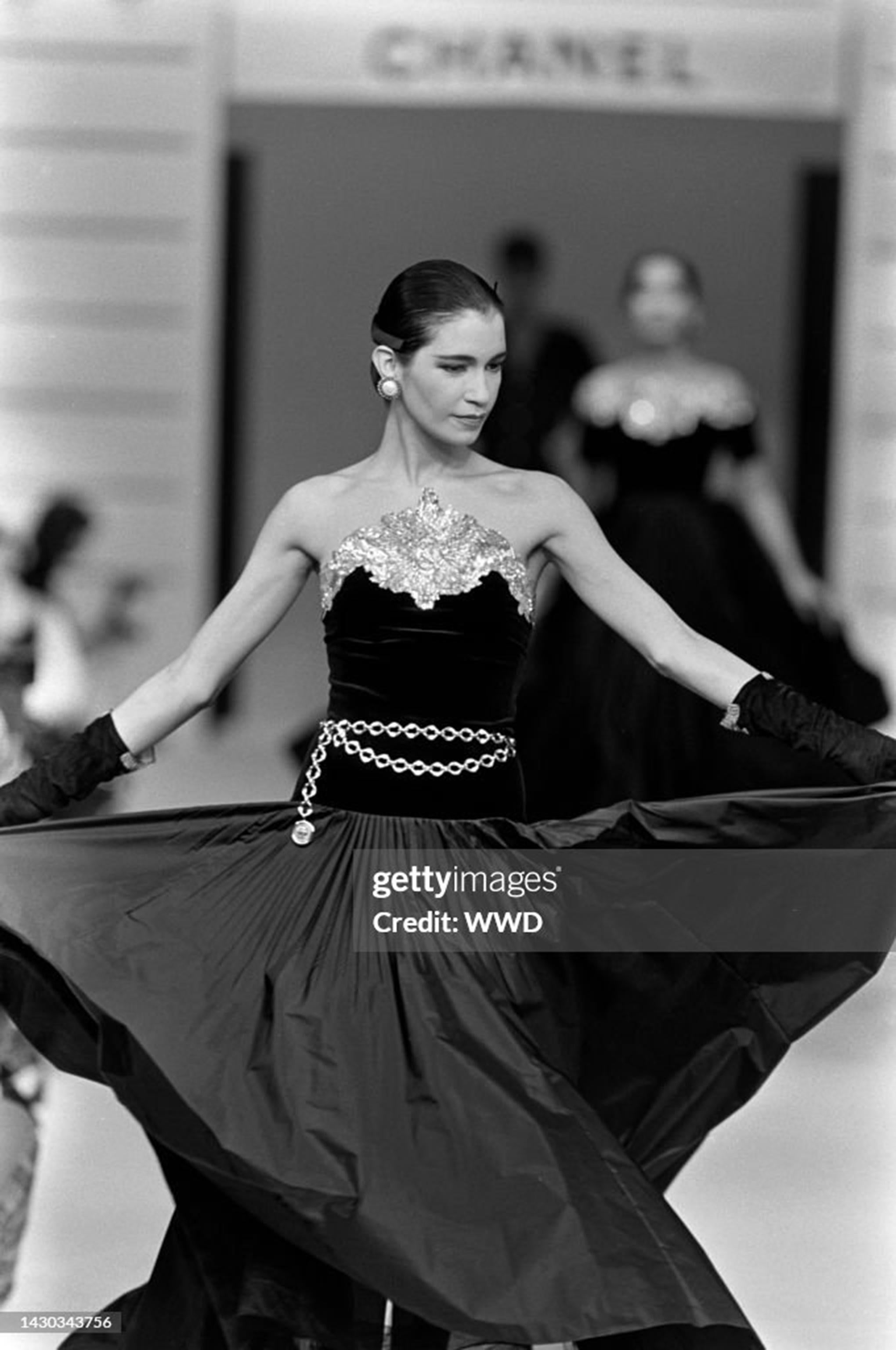 Vintage 1985 Chanel Documented Runway Metallic Beaded Black Silk Strapless Gown 10