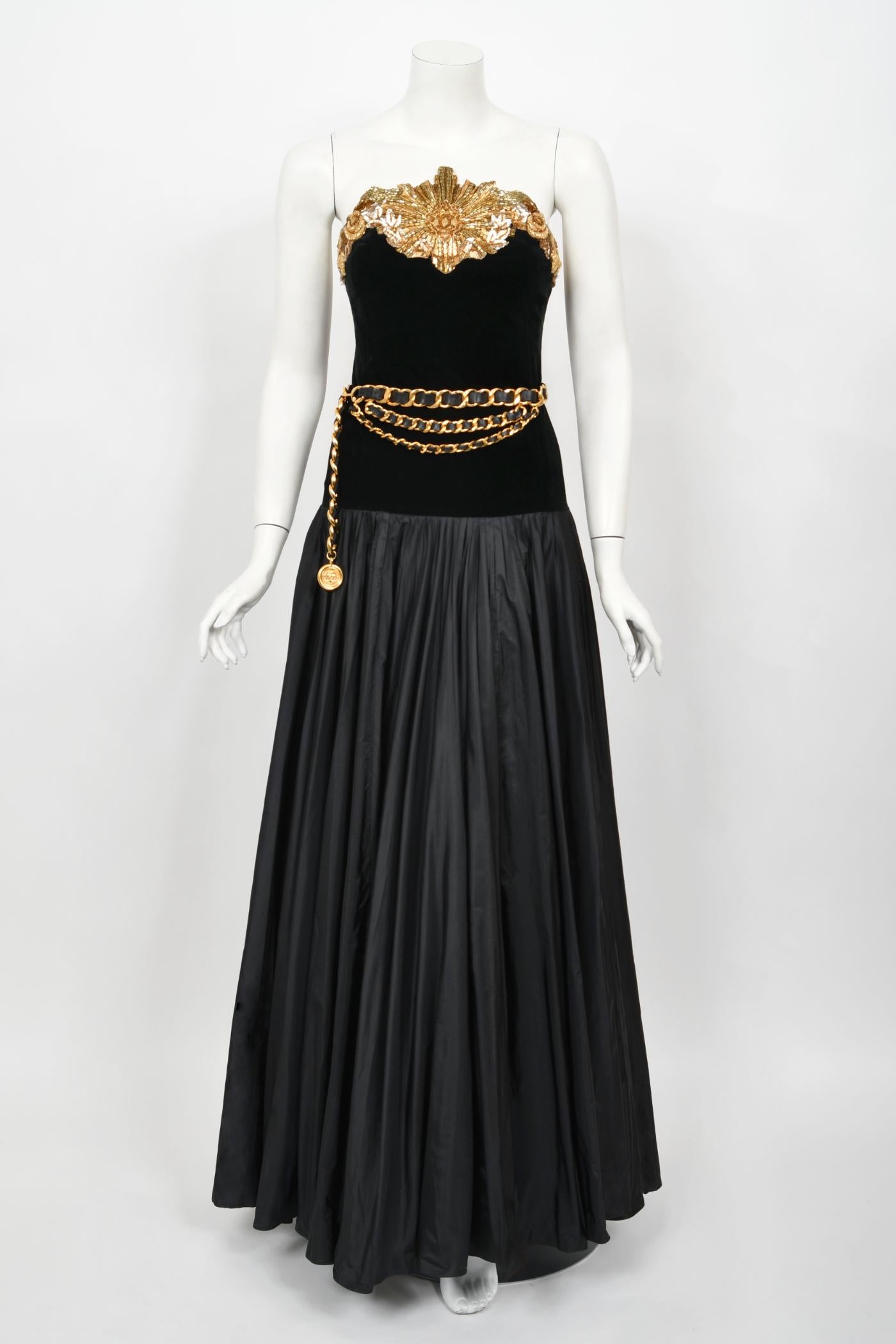 Vintage 1985 Chanel Documented Runway Metallic Beaded Black Silk Strapless Gown 5