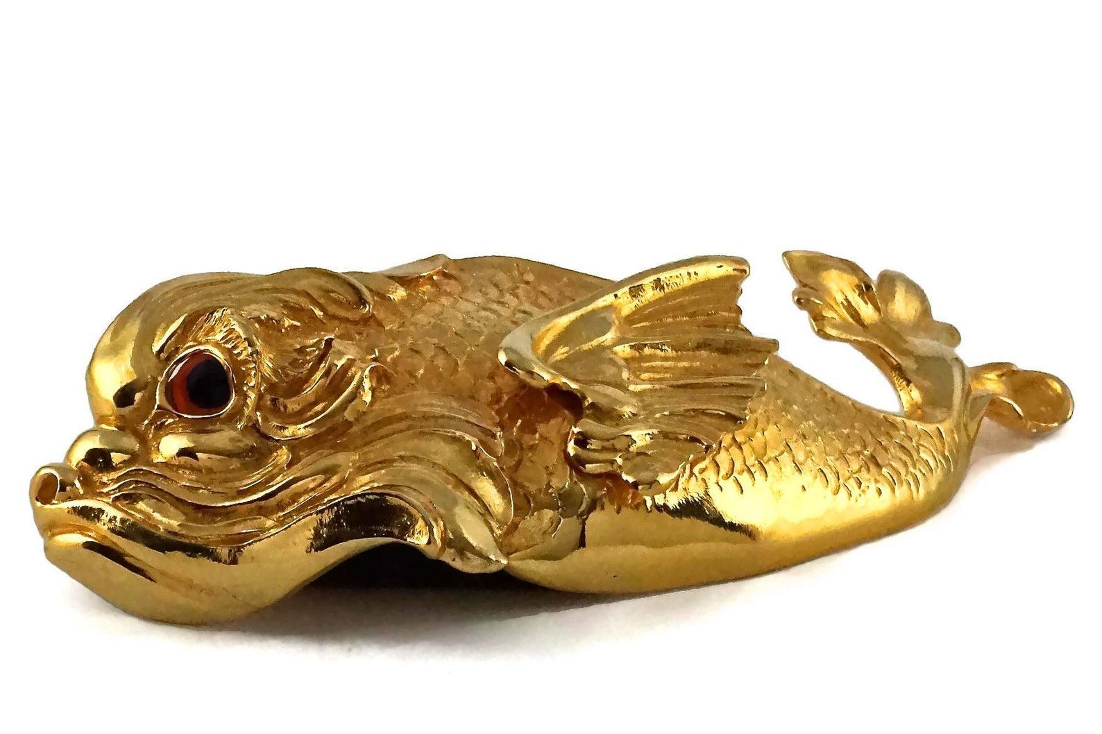 Brown Vintage 1985 CHRISTOPHER ROSS Sculpture Fish Belt Buckle For Sale