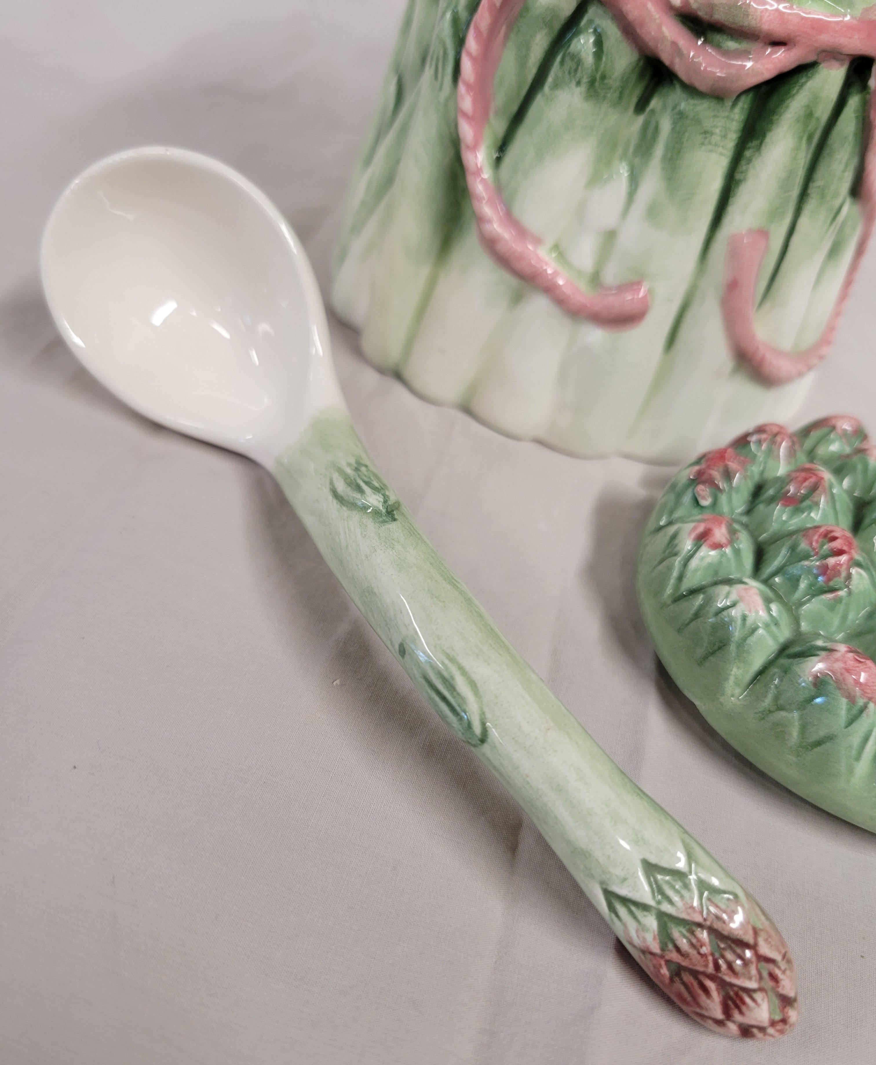 Vintage 1988 Haldon Group of Asparagus Dish With Lid and Spoon for Hollandaise Cuillère à asperges avec couvercle en vente 2